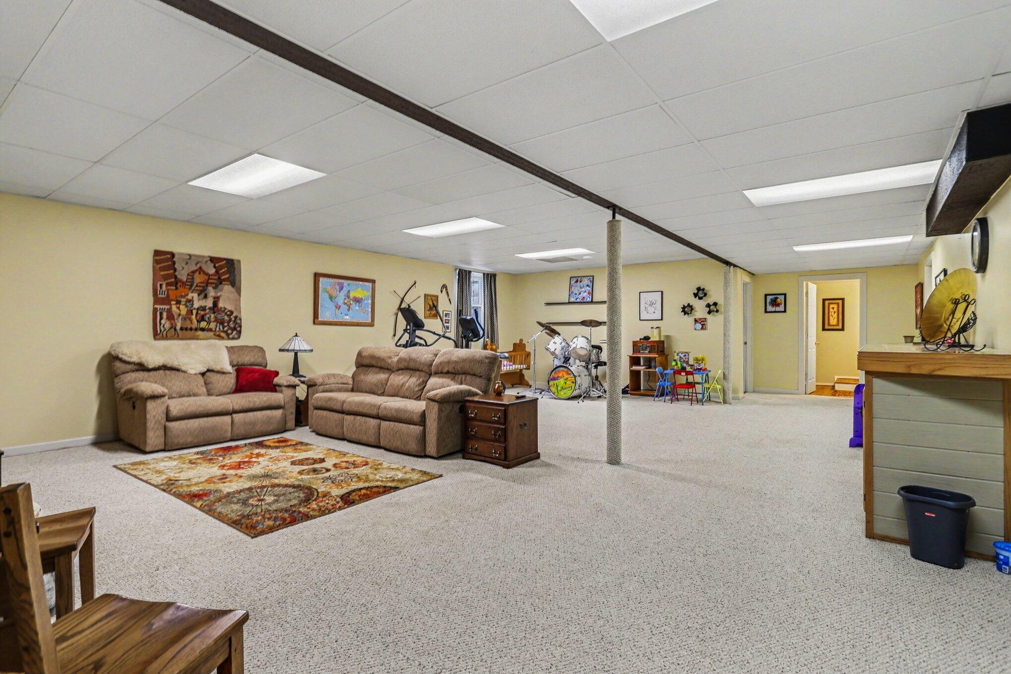 33 Wood Drive