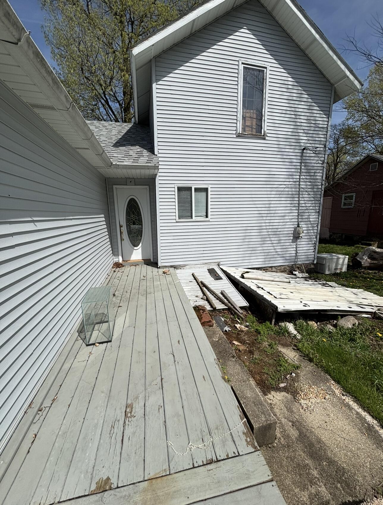 1011 E Copeland Road