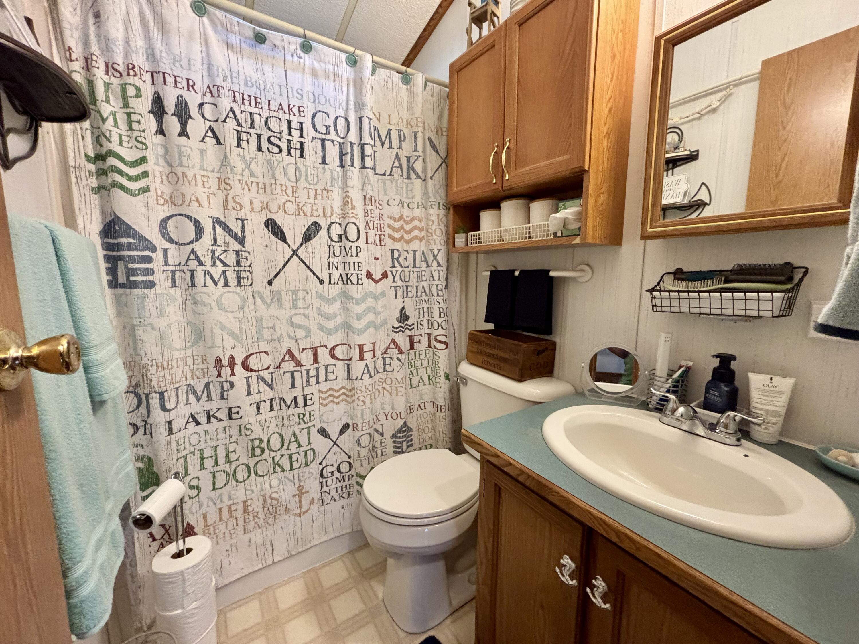734 Fountain Lane