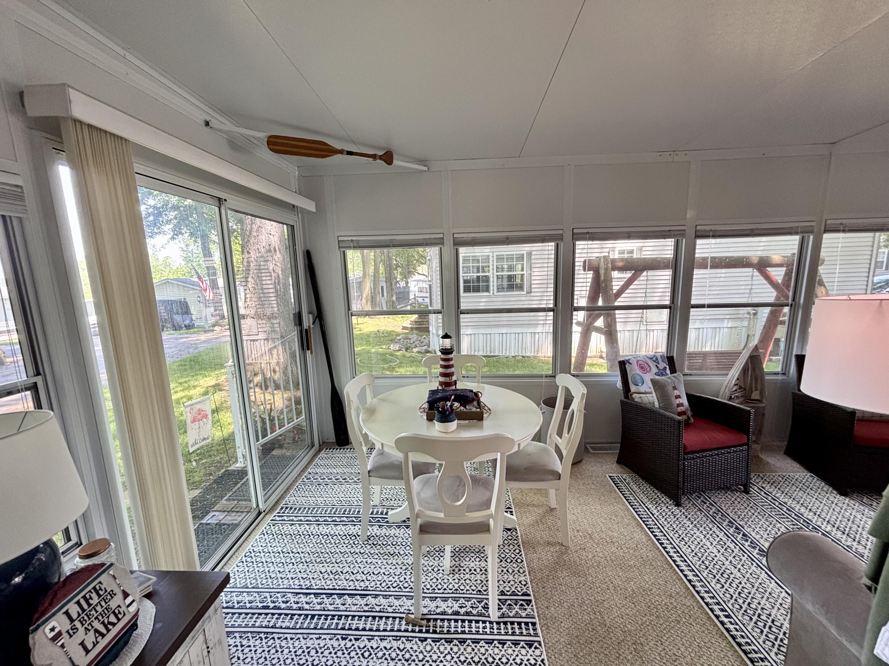 734 Fountain Lane