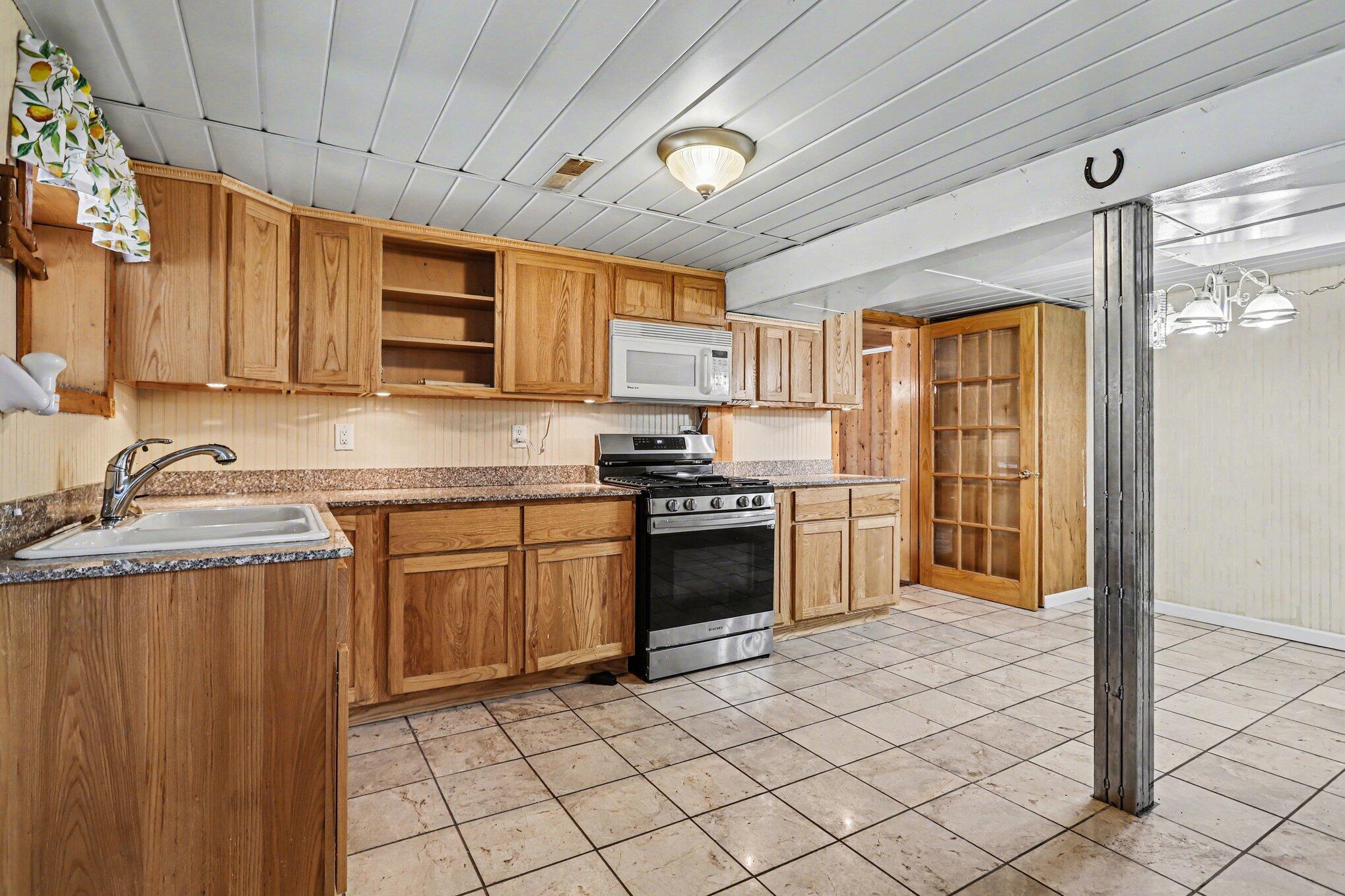 573 River Road