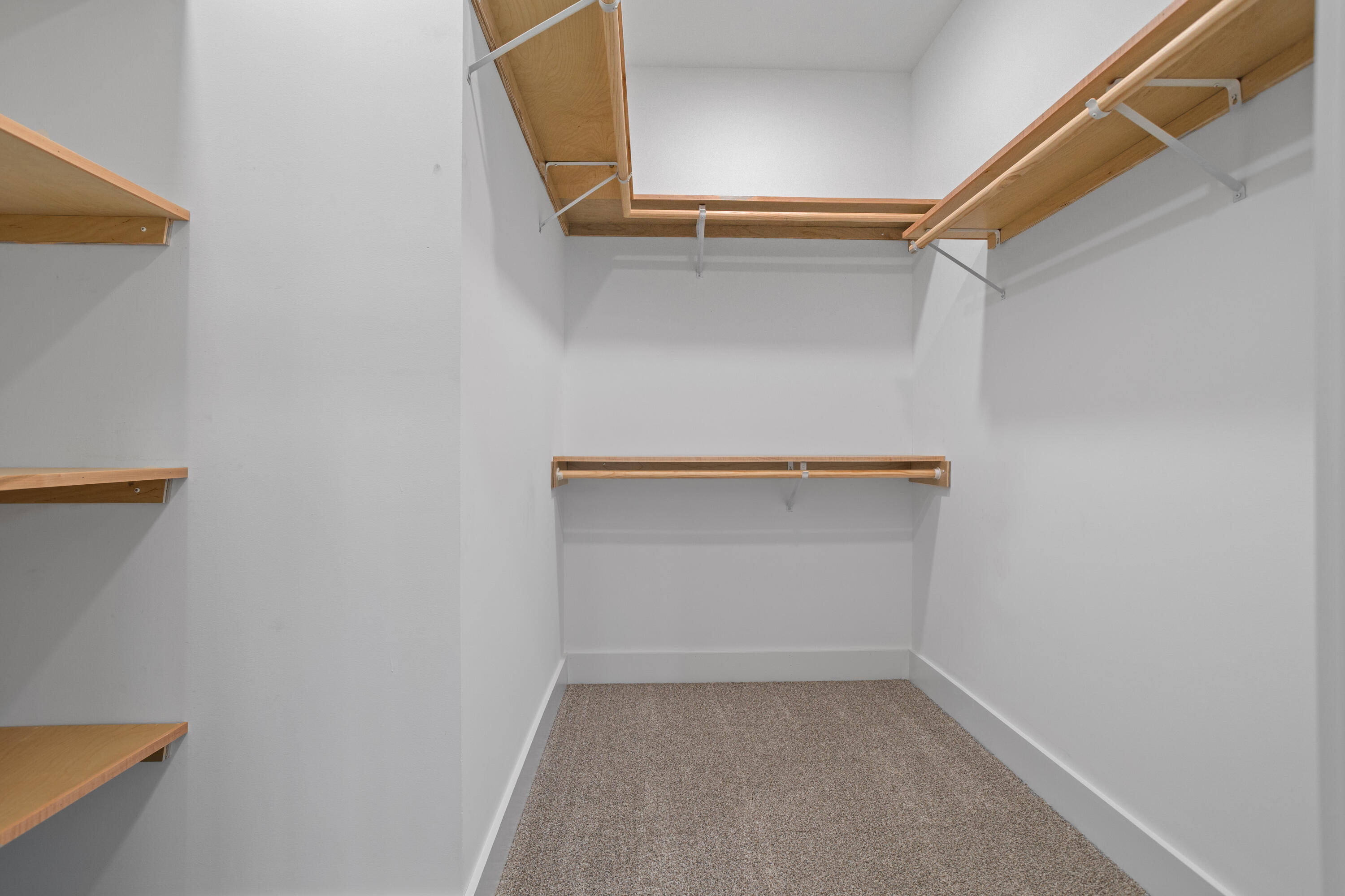 233 Auseon Court