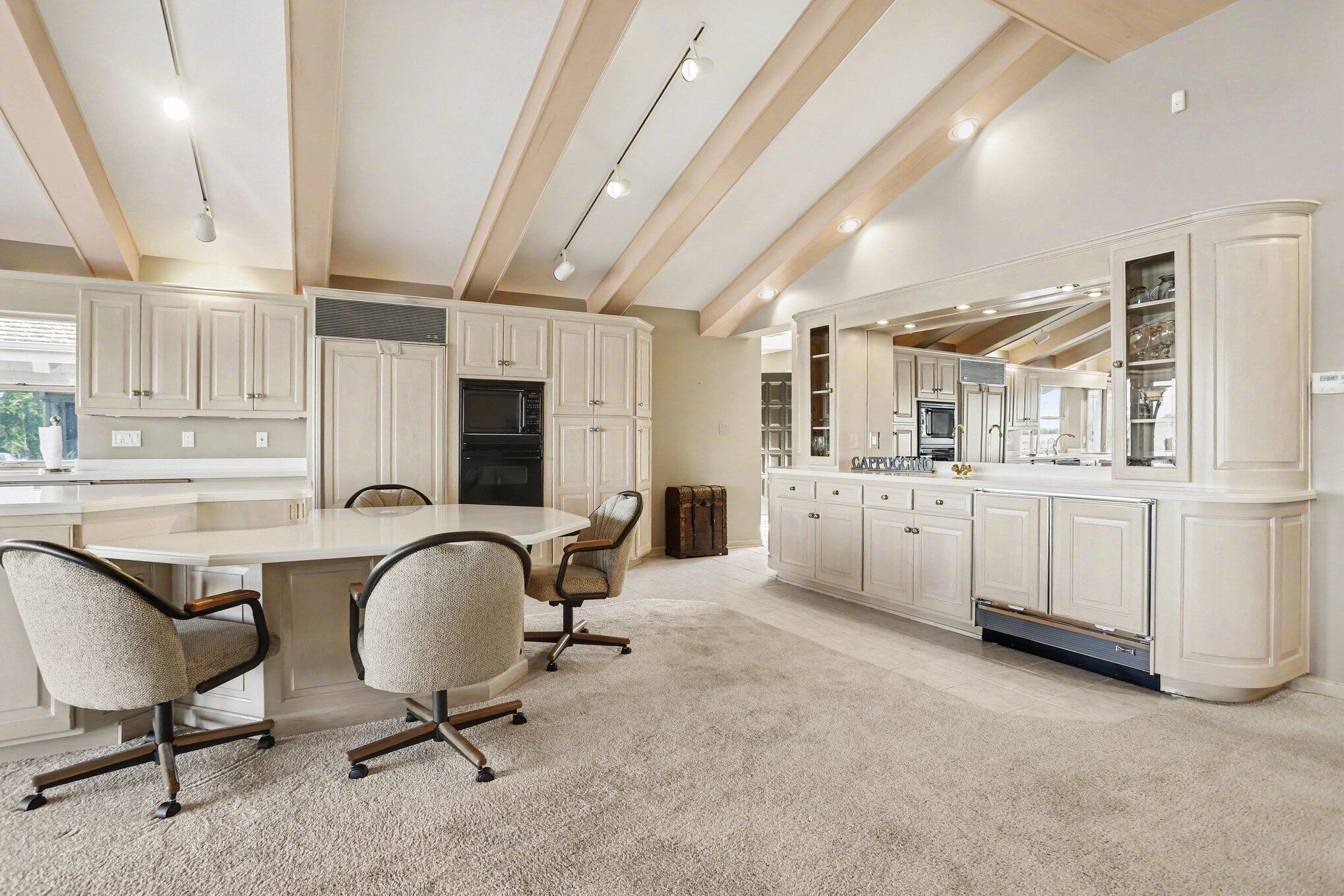 564 Lake Drive