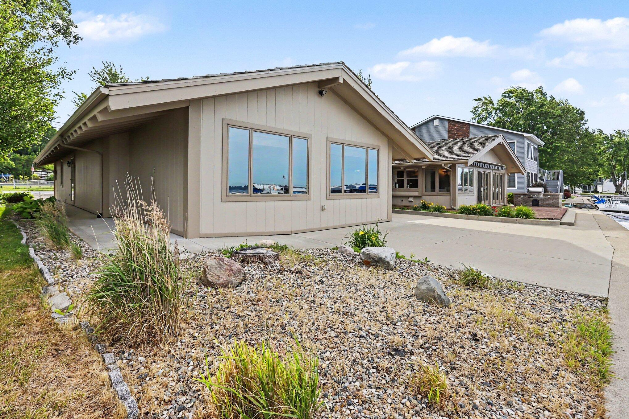 564 Lake Drive