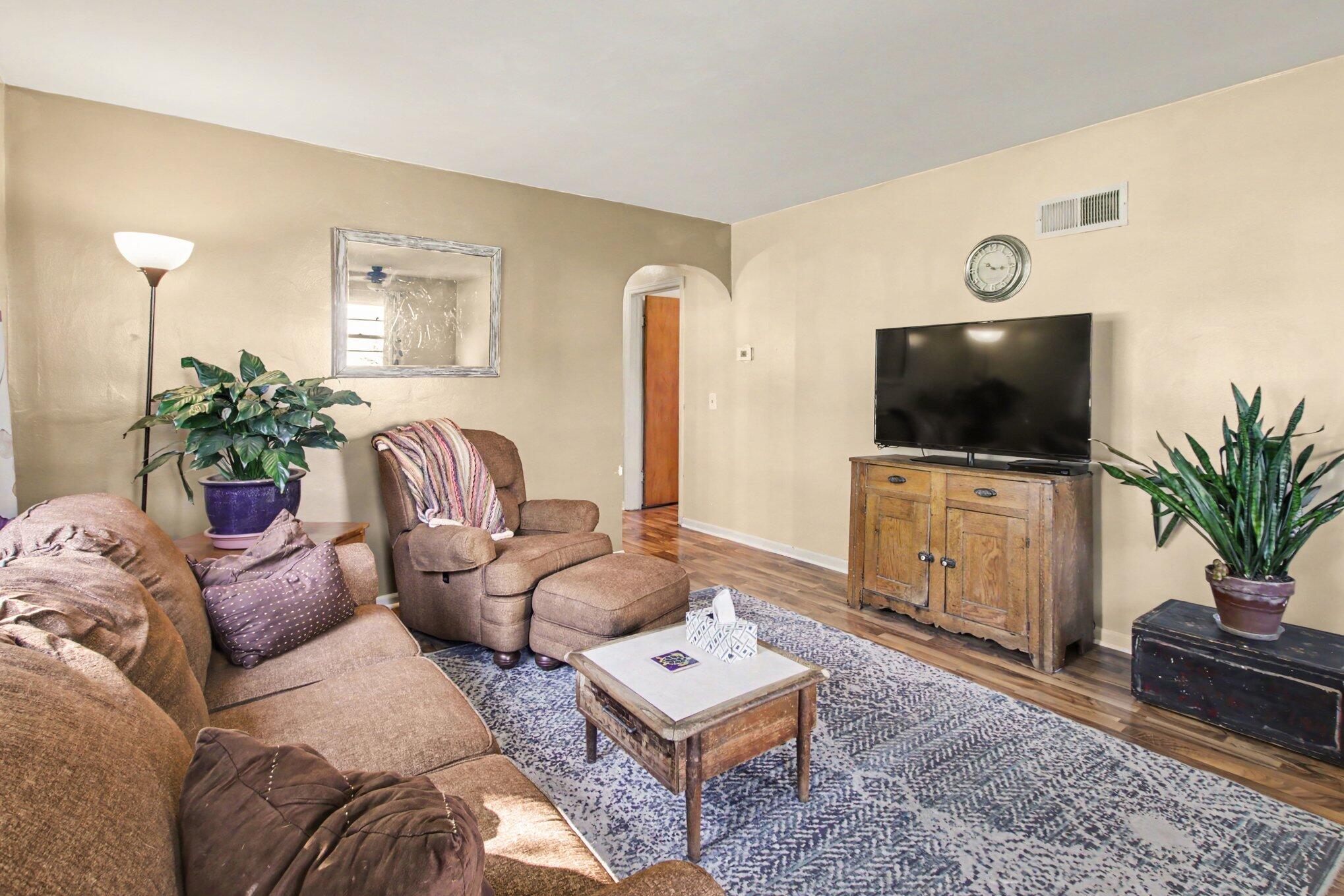 1031 Chrysler Street
