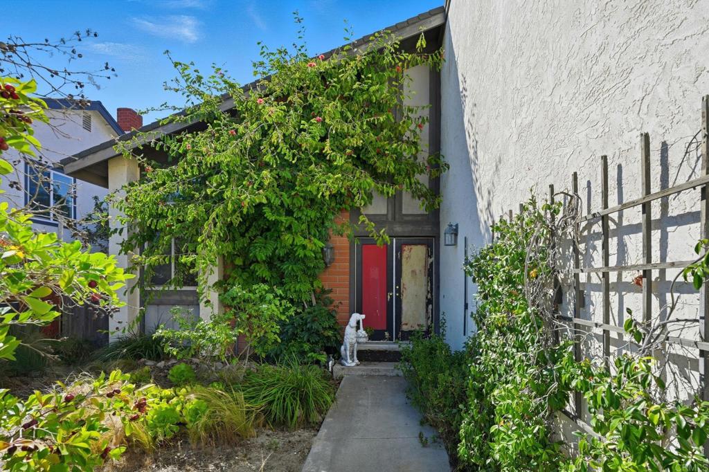 2161 Calle Buena Ventura