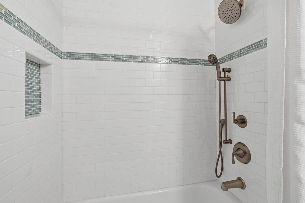 1733 Gentle Breeze Lane