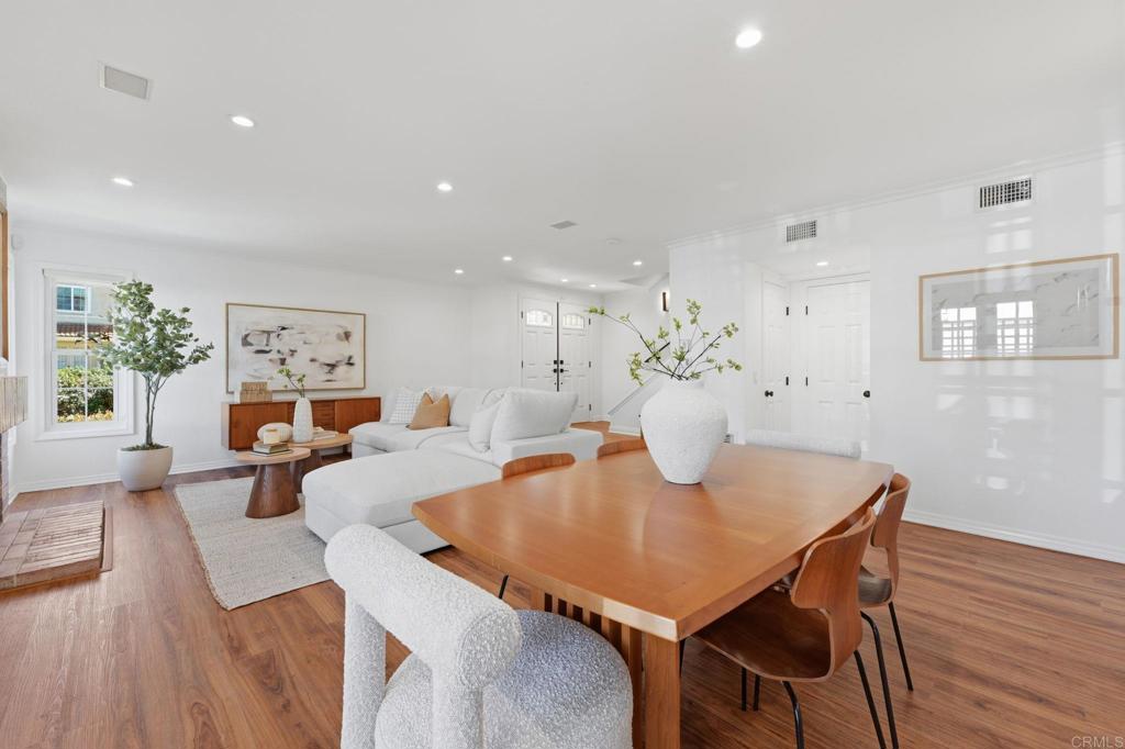 1733 Gentle Breeze Lane