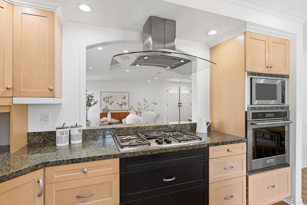 1733 Gentle Breeze Lane