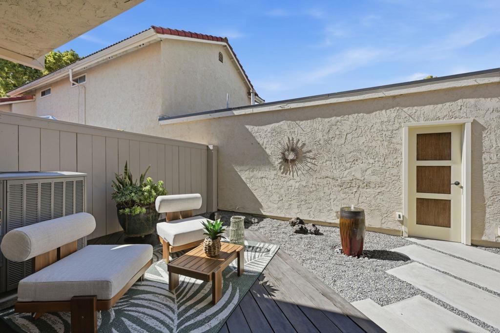 1733 Gentle Breeze Lane