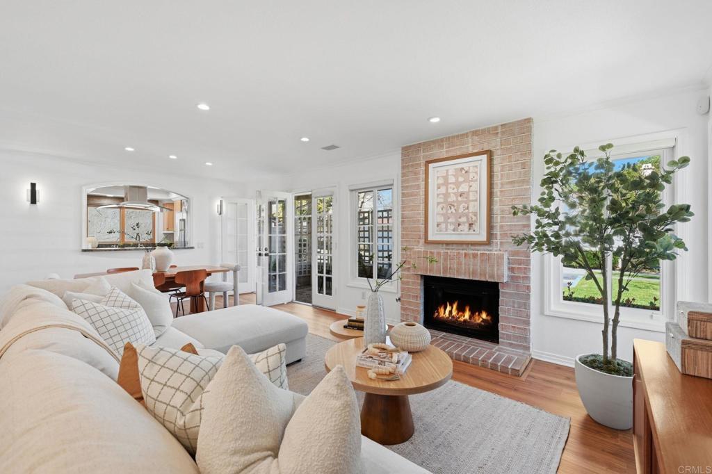 1733 Gentle Breeze Lane