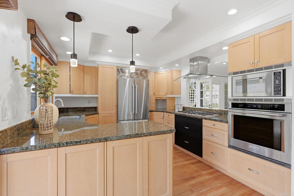 1733 Gentle Breeze Lane