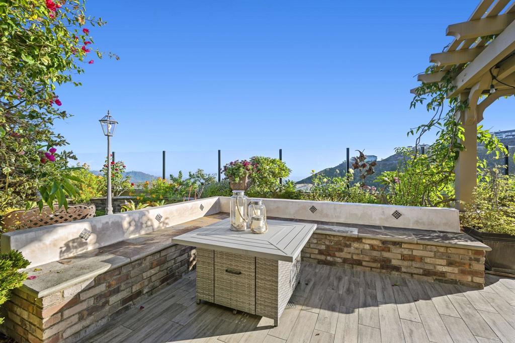 743 Costa Del Sur
