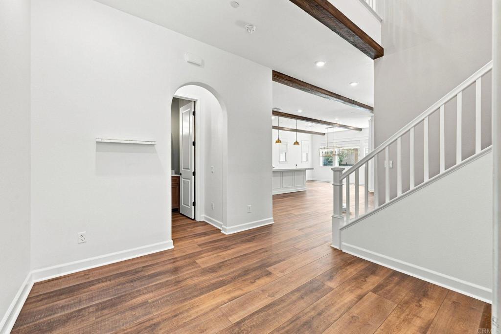 587 Gateway Lane