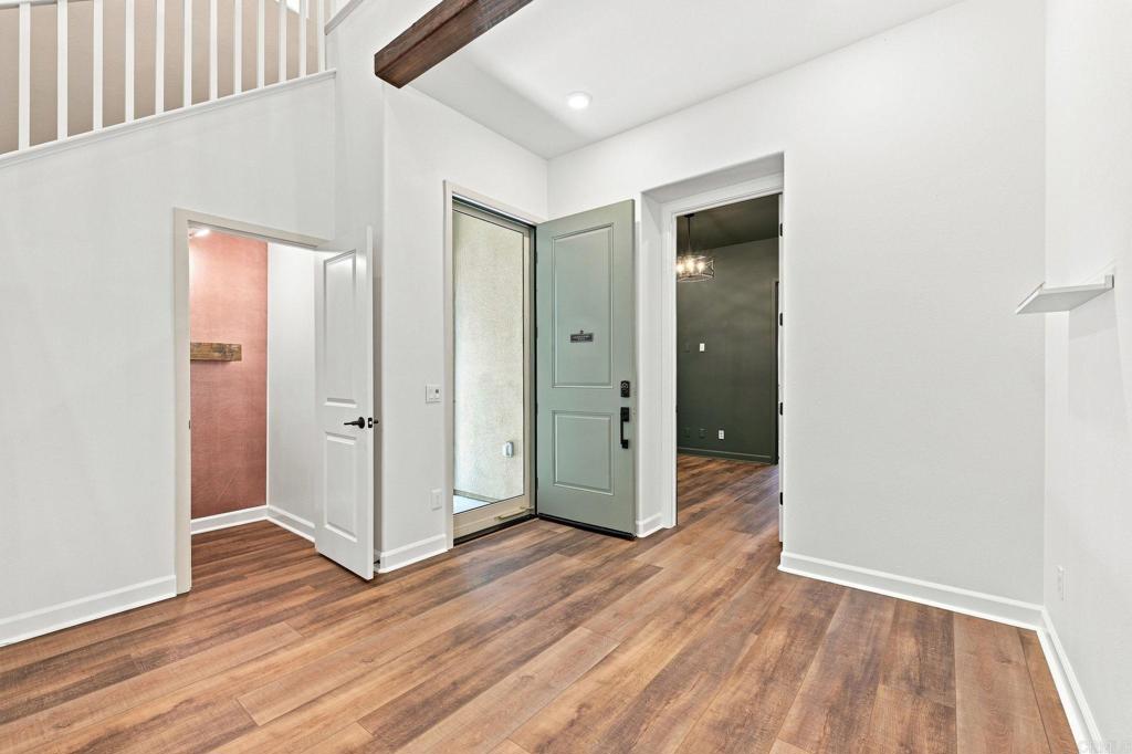 587 Gateway Lane