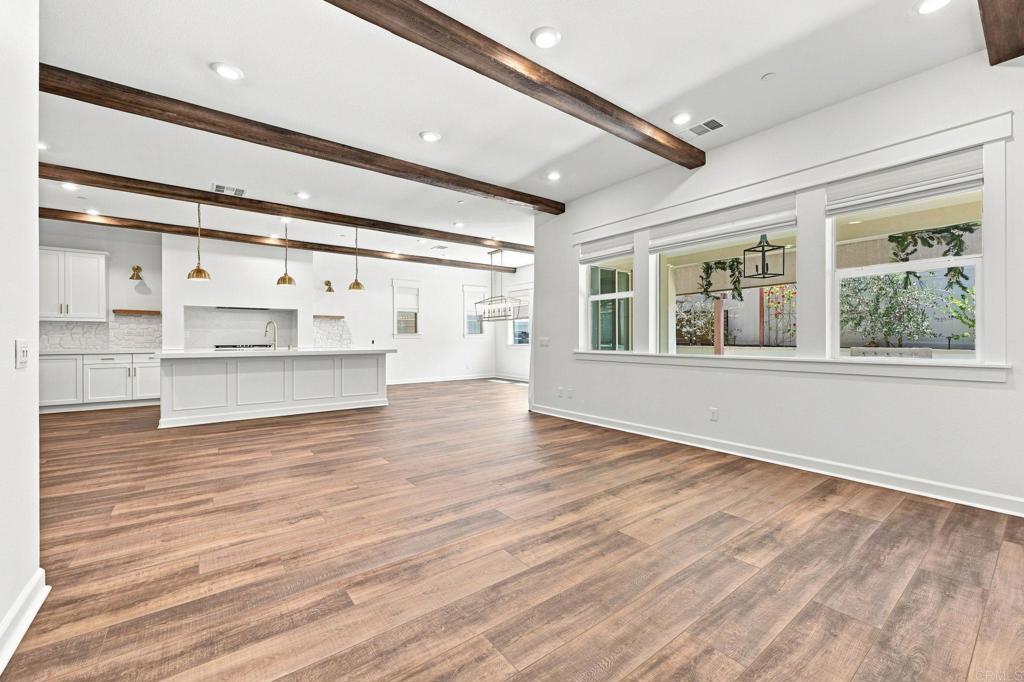 587 Gateway Lane