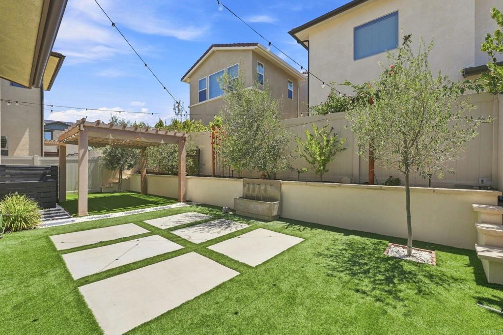 587 Gateway Lane