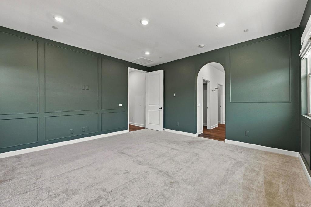 587 Gateway Lane