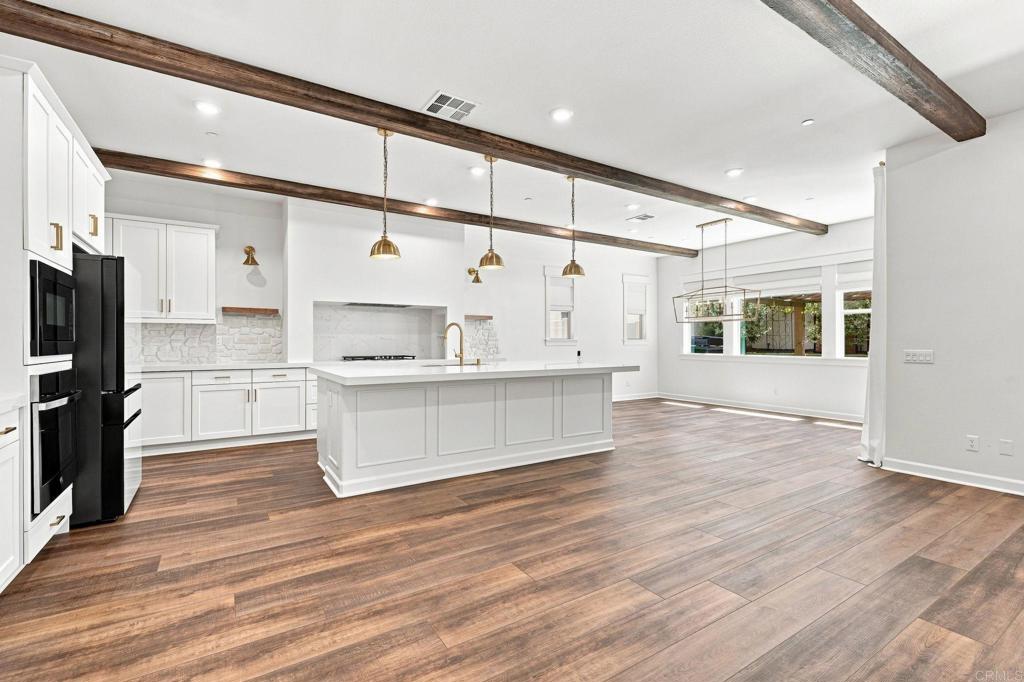 587 Gateway Lane