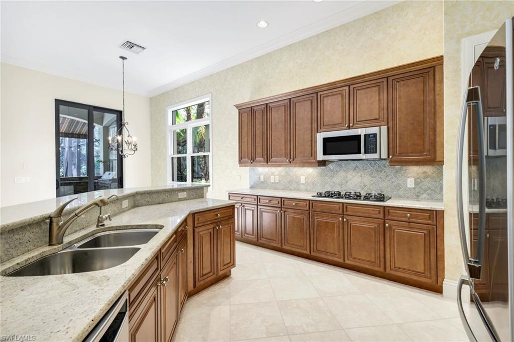 16834 Cabreo DR