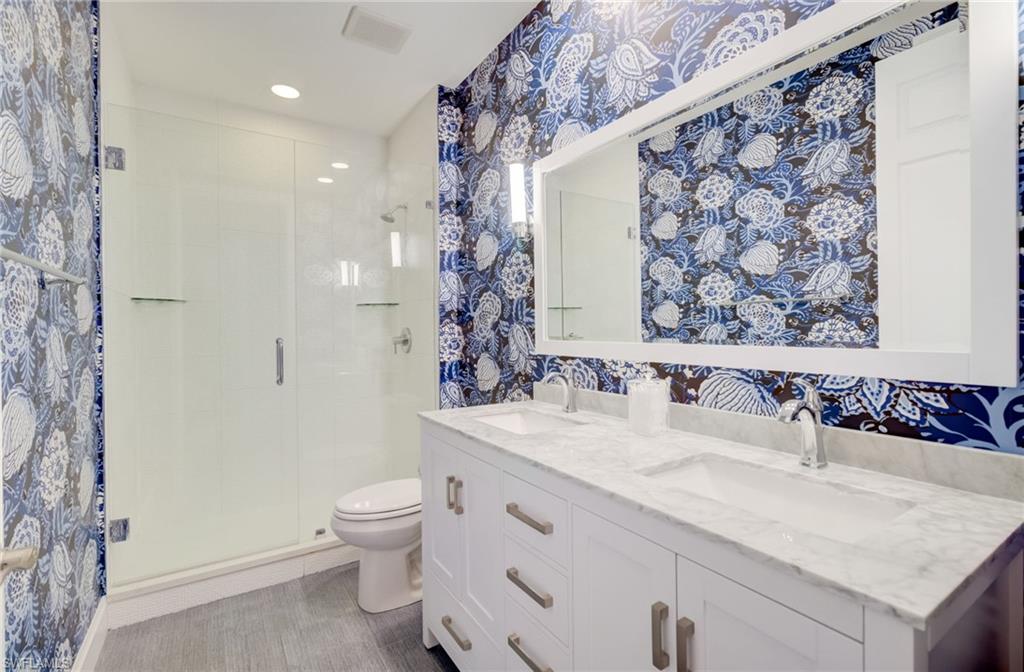 4734 Stratford CT # 1702