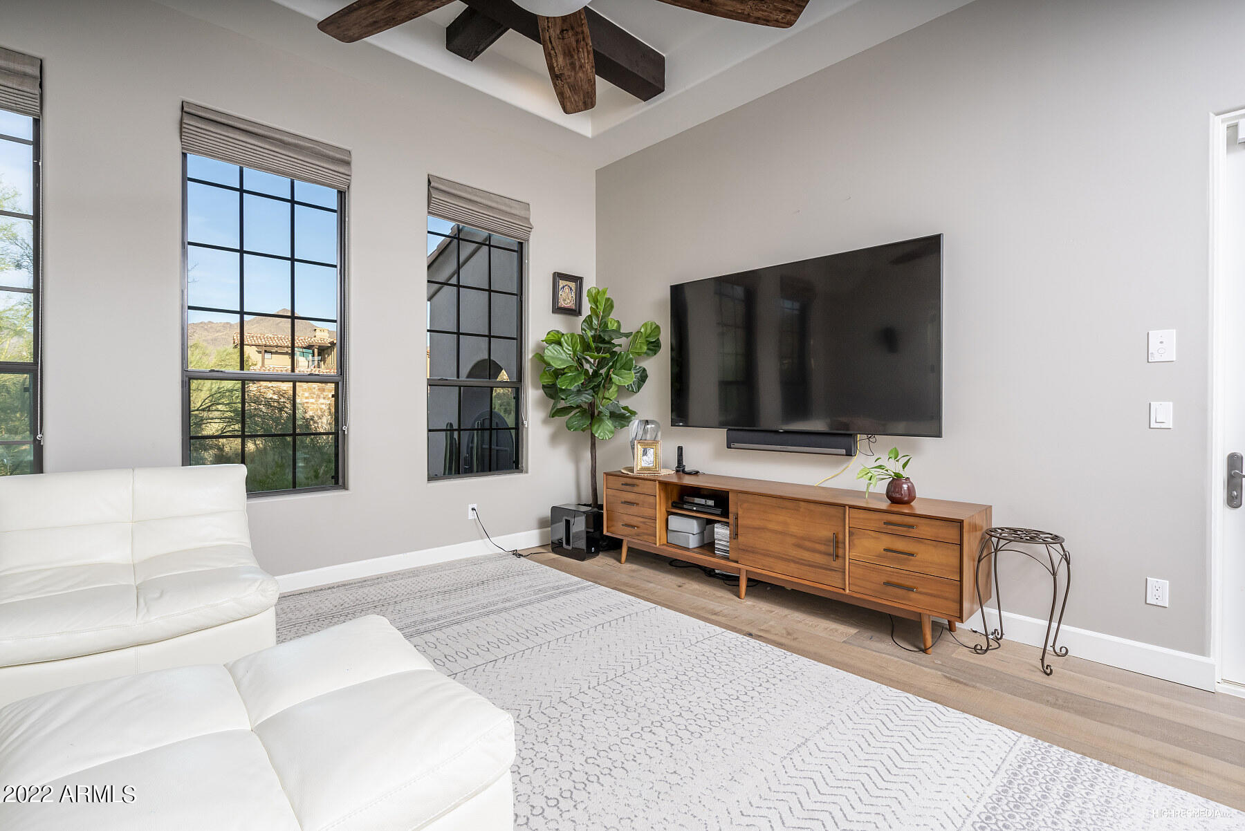 9830 E THOMPSON PEAK Parkway # 910