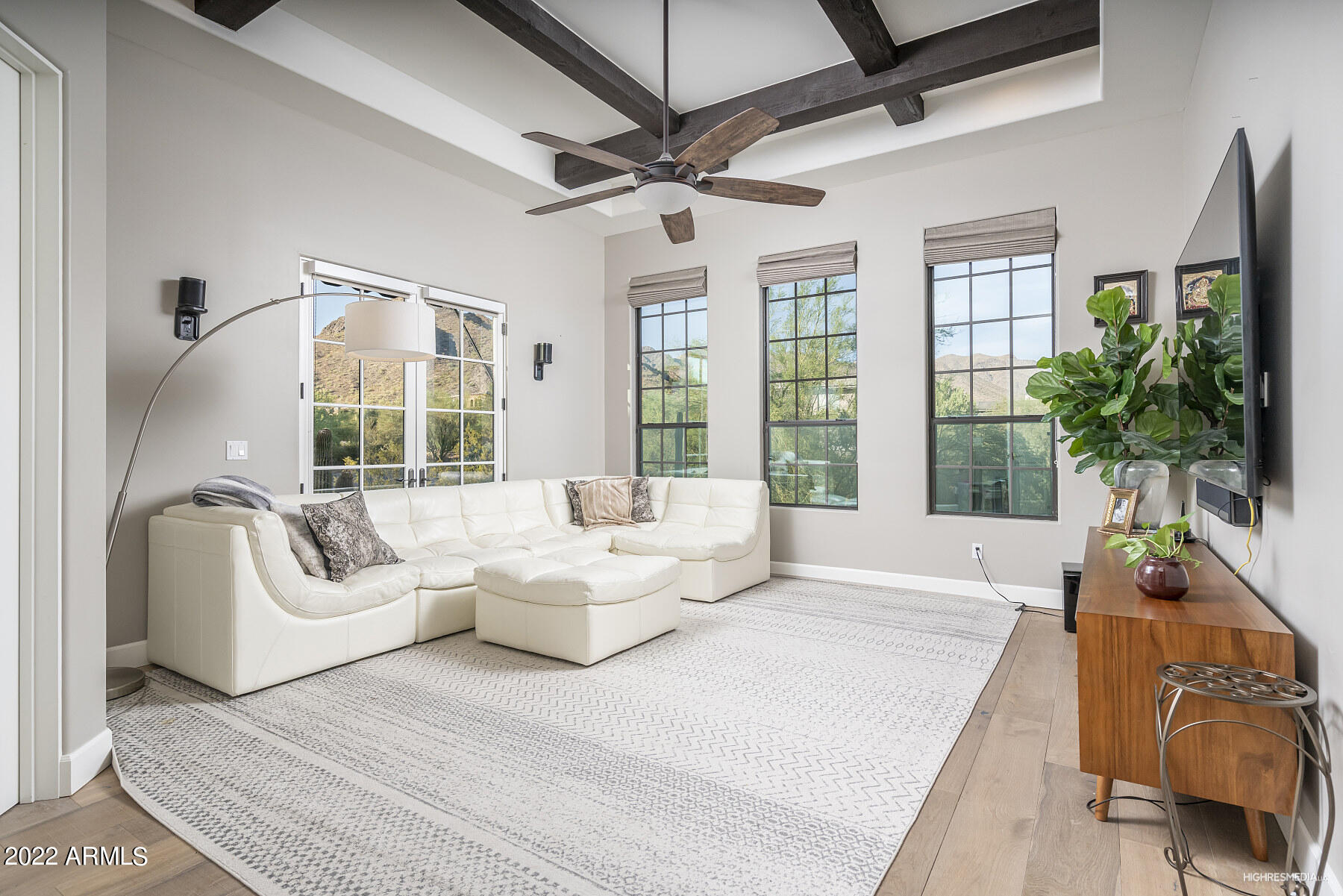 9830 E THOMPSON PEAK Parkway # 910