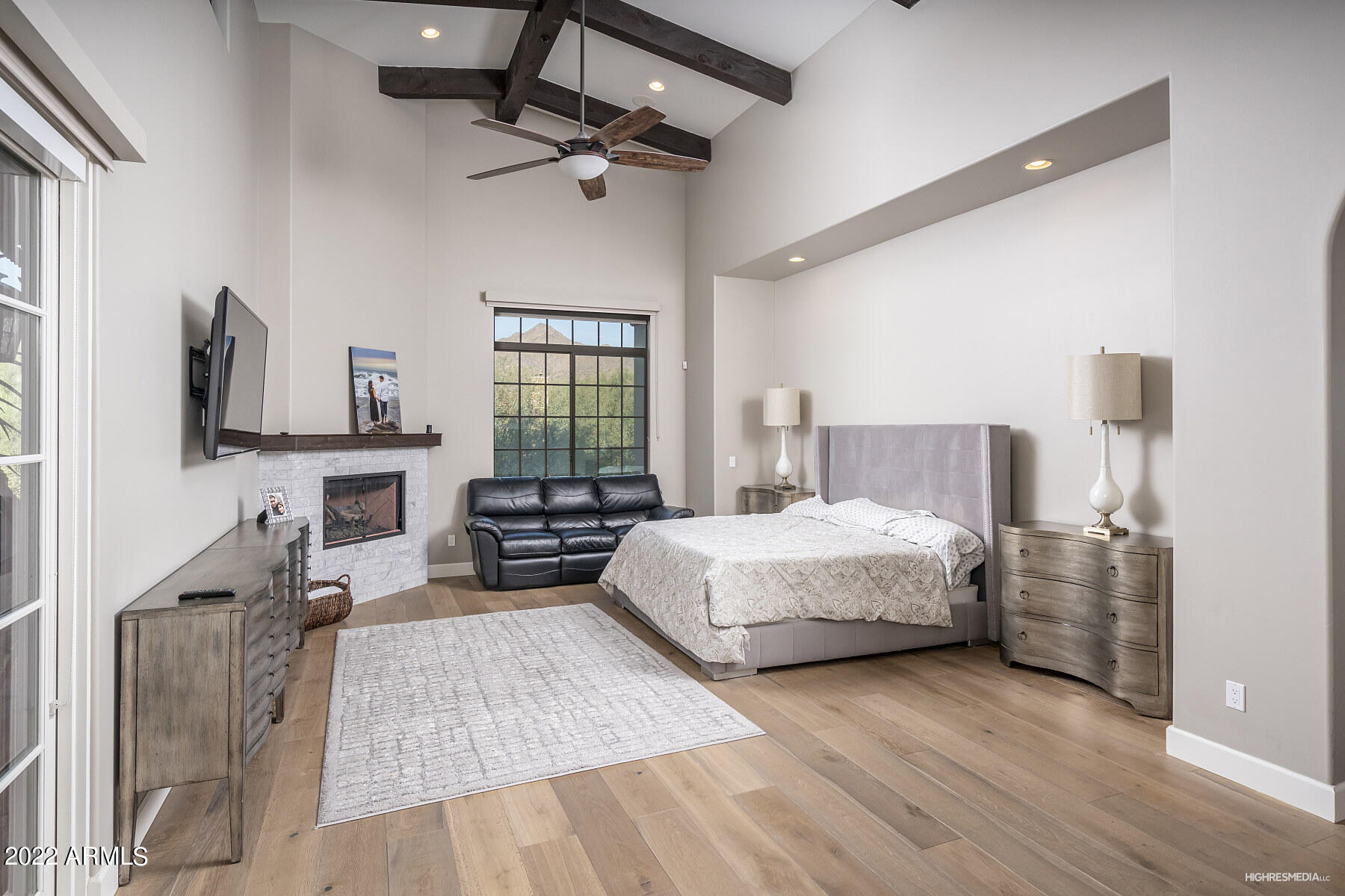 9830 E THOMPSON PEAK Parkway # 910