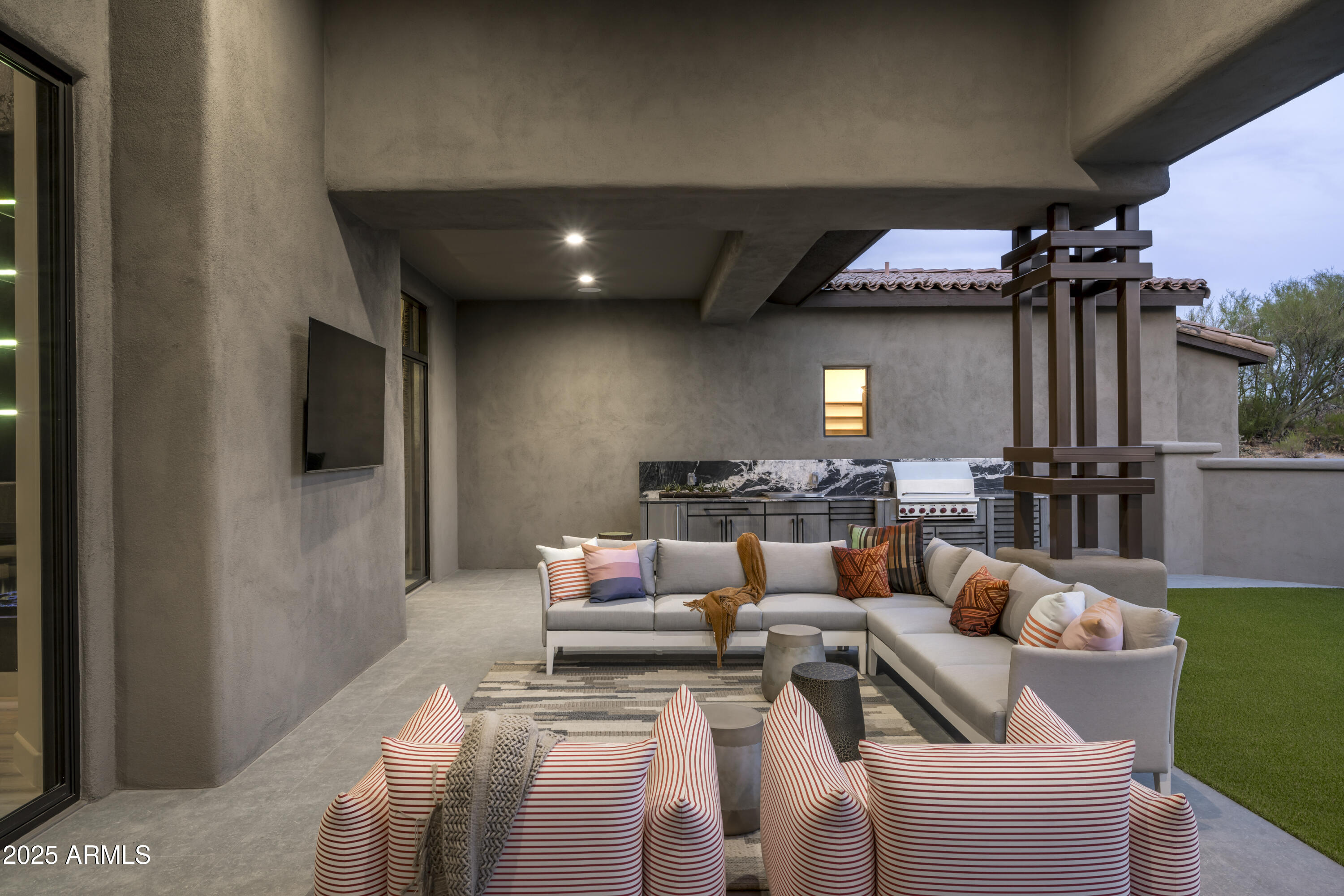 37975 N 98TH Place