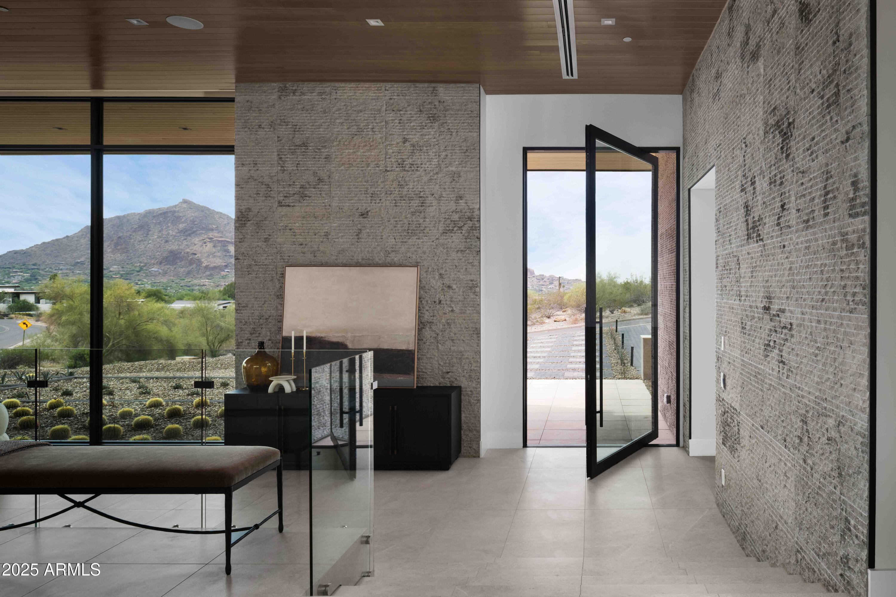 4644 E INDIAN BEND Road