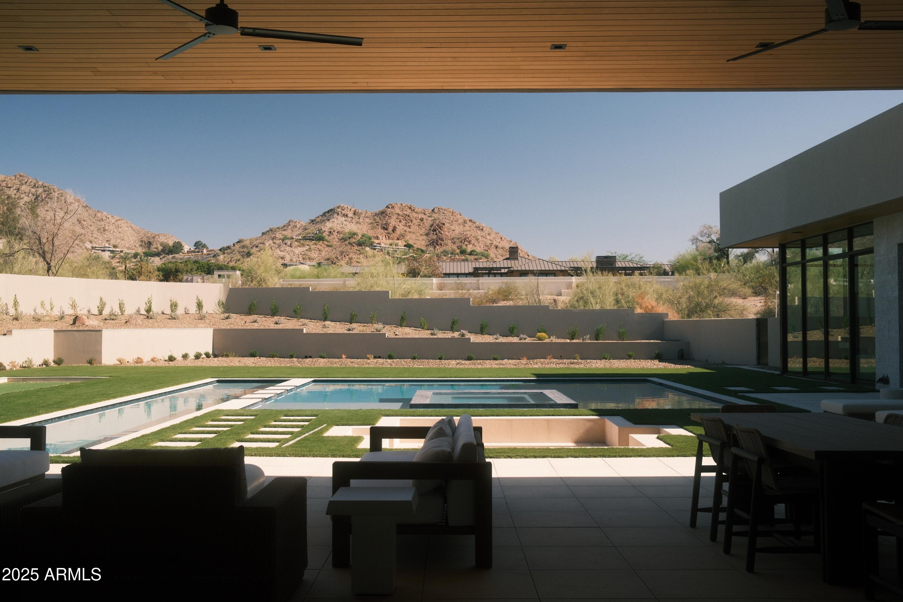 4644 E INDIAN BEND Road