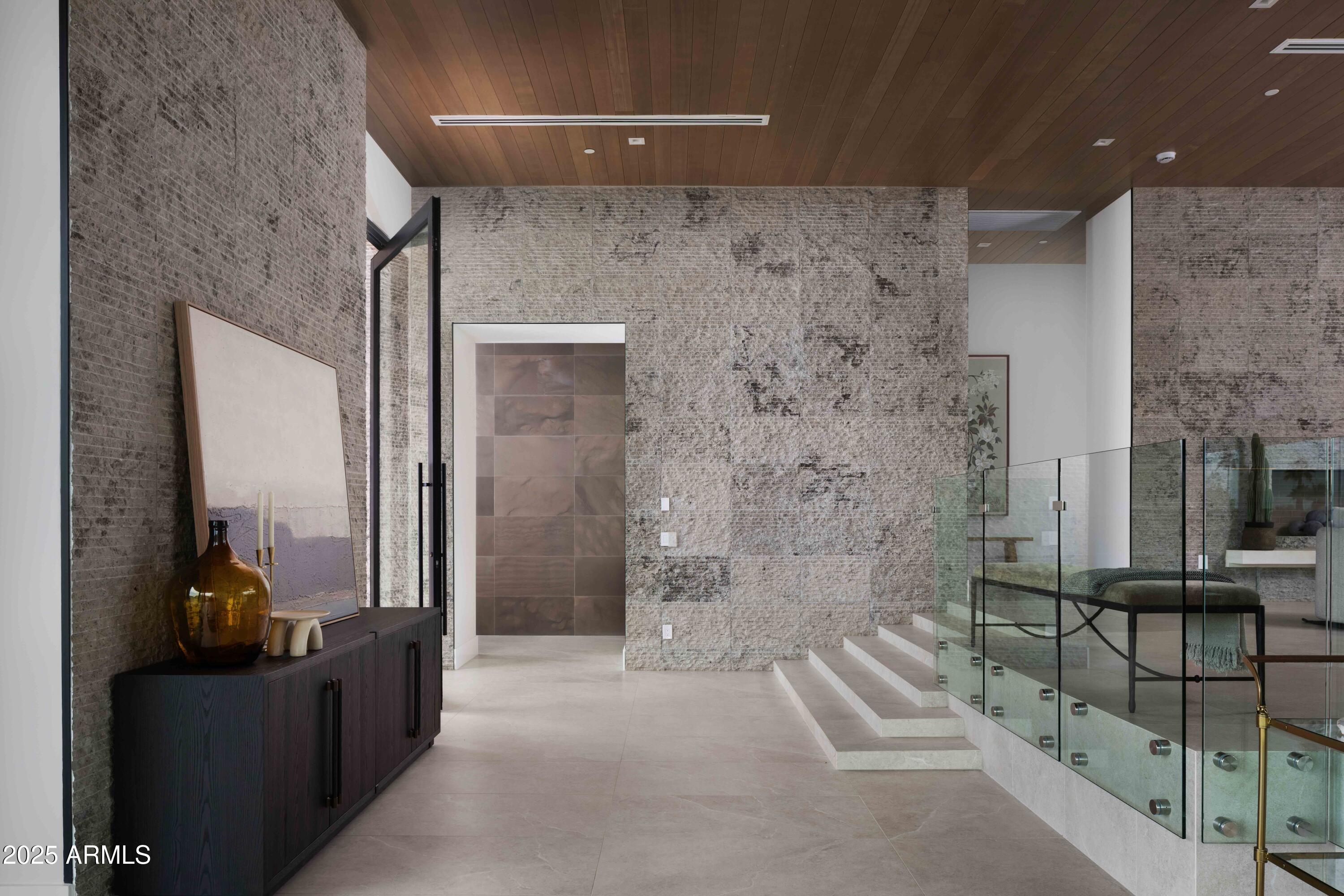 4644 E INDIAN BEND Road