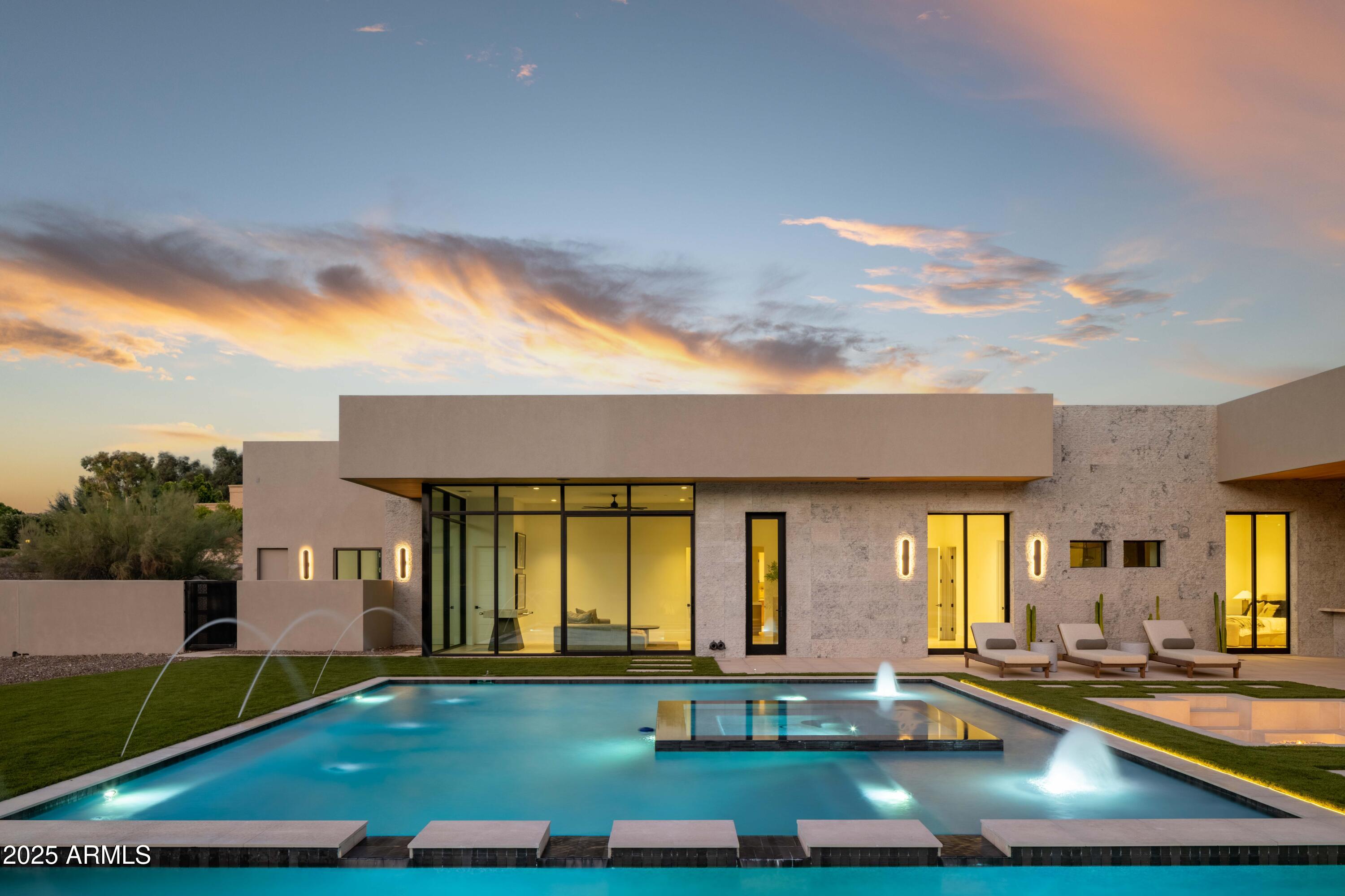 4644 E INDIAN BEND Road