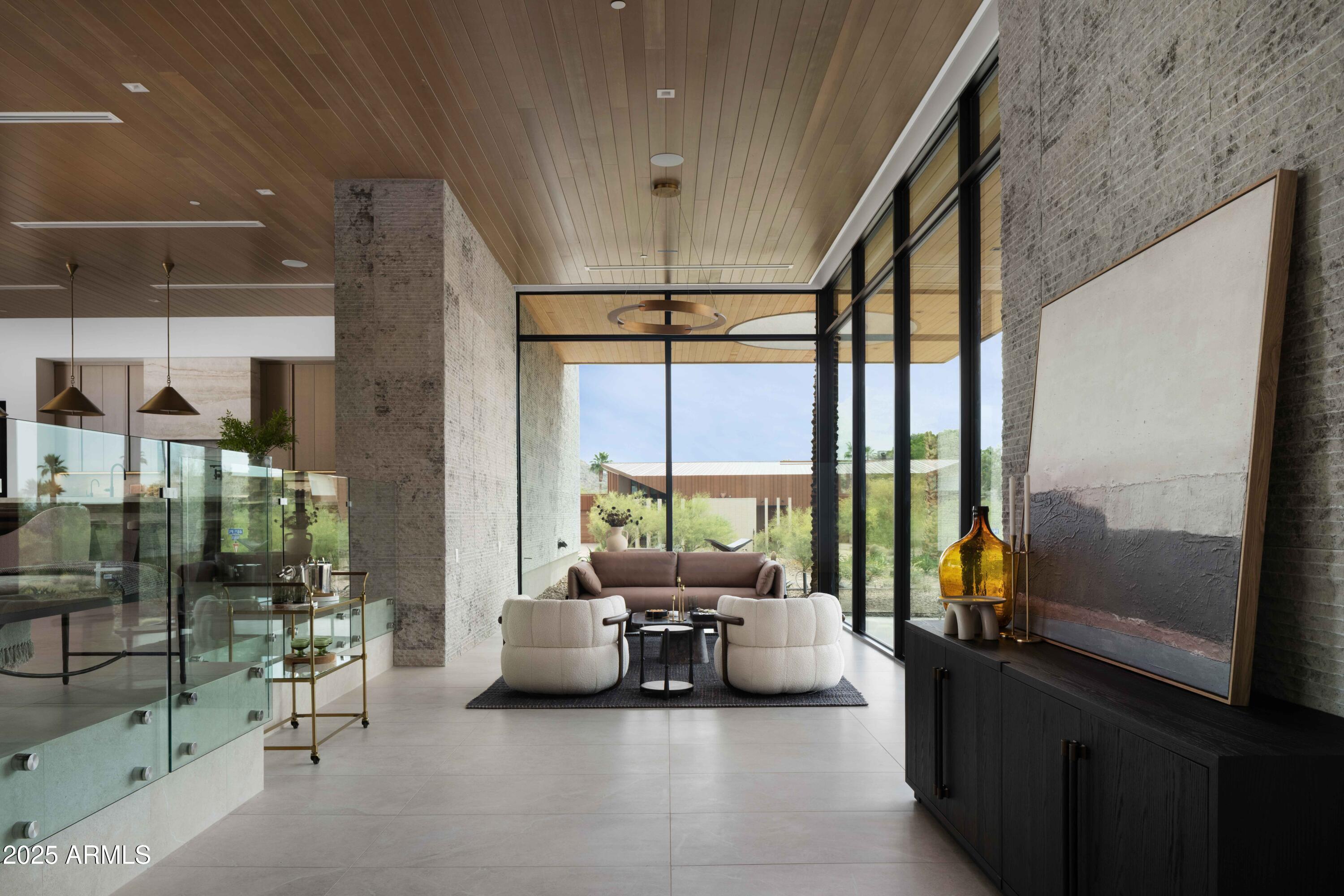 4644 E INDIAN BEND Road