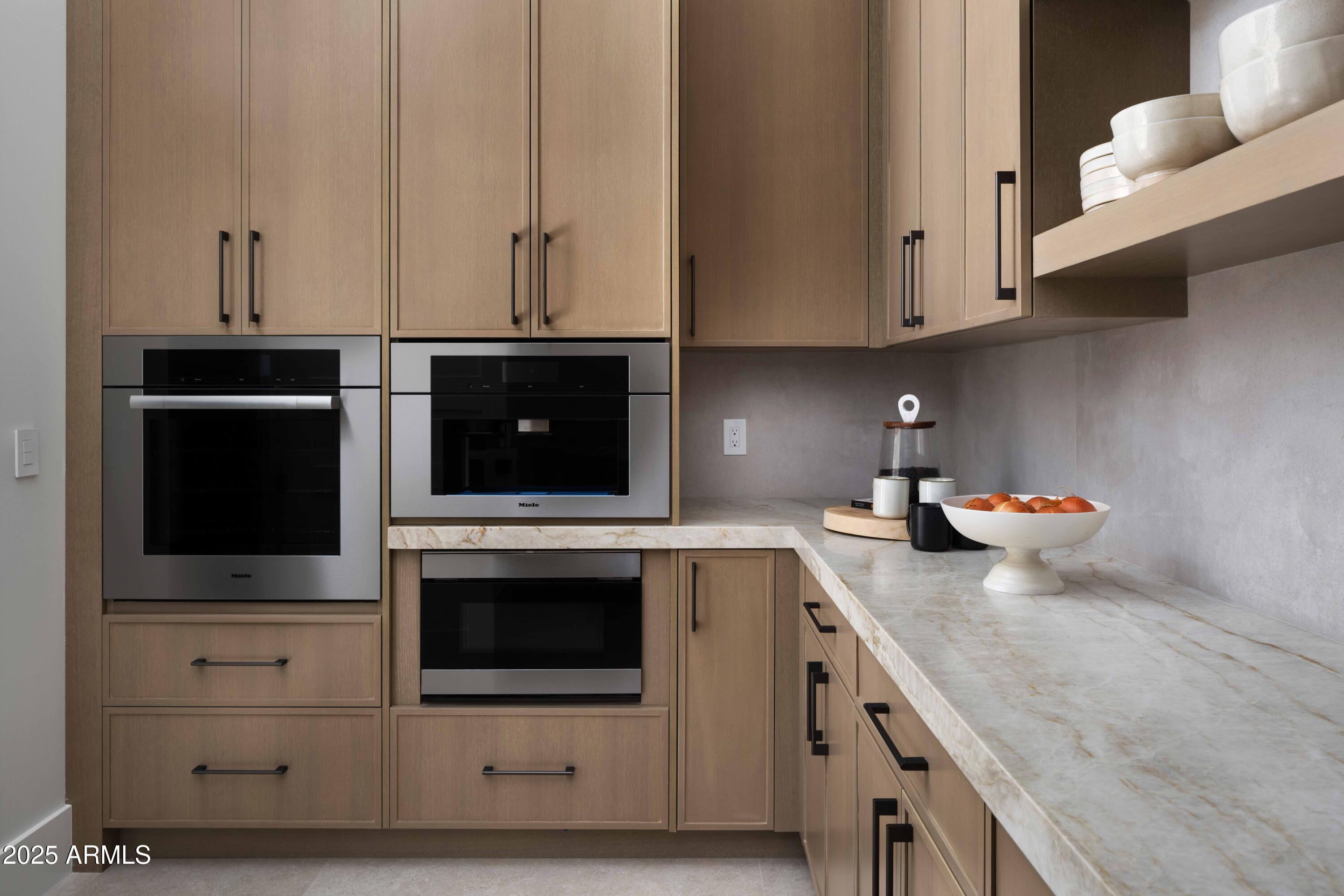 4644 E INDIAN BEND Road