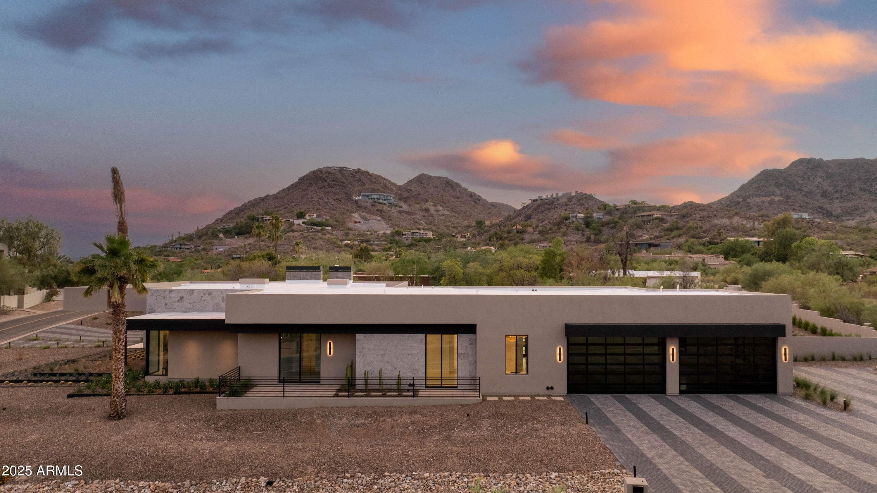 4644 E INDIAN BEND Road