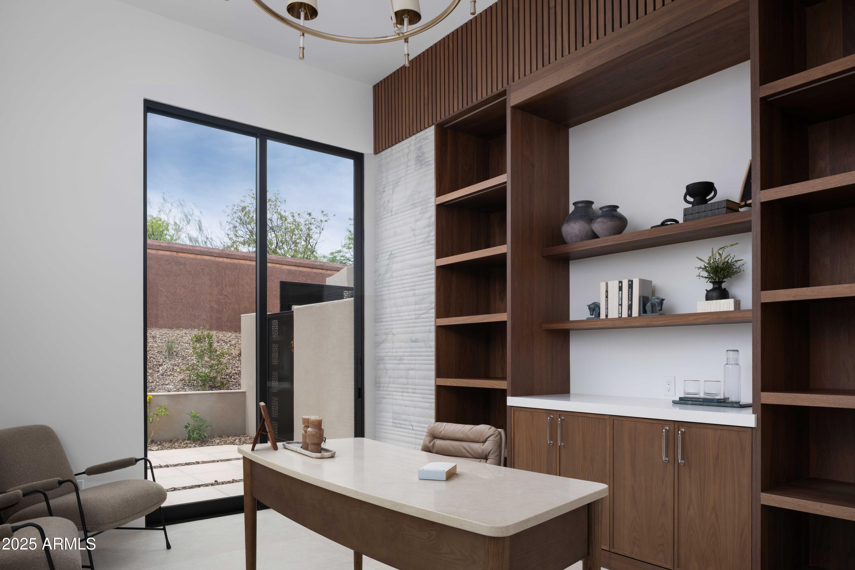 4644 E INDIAN BEND Road