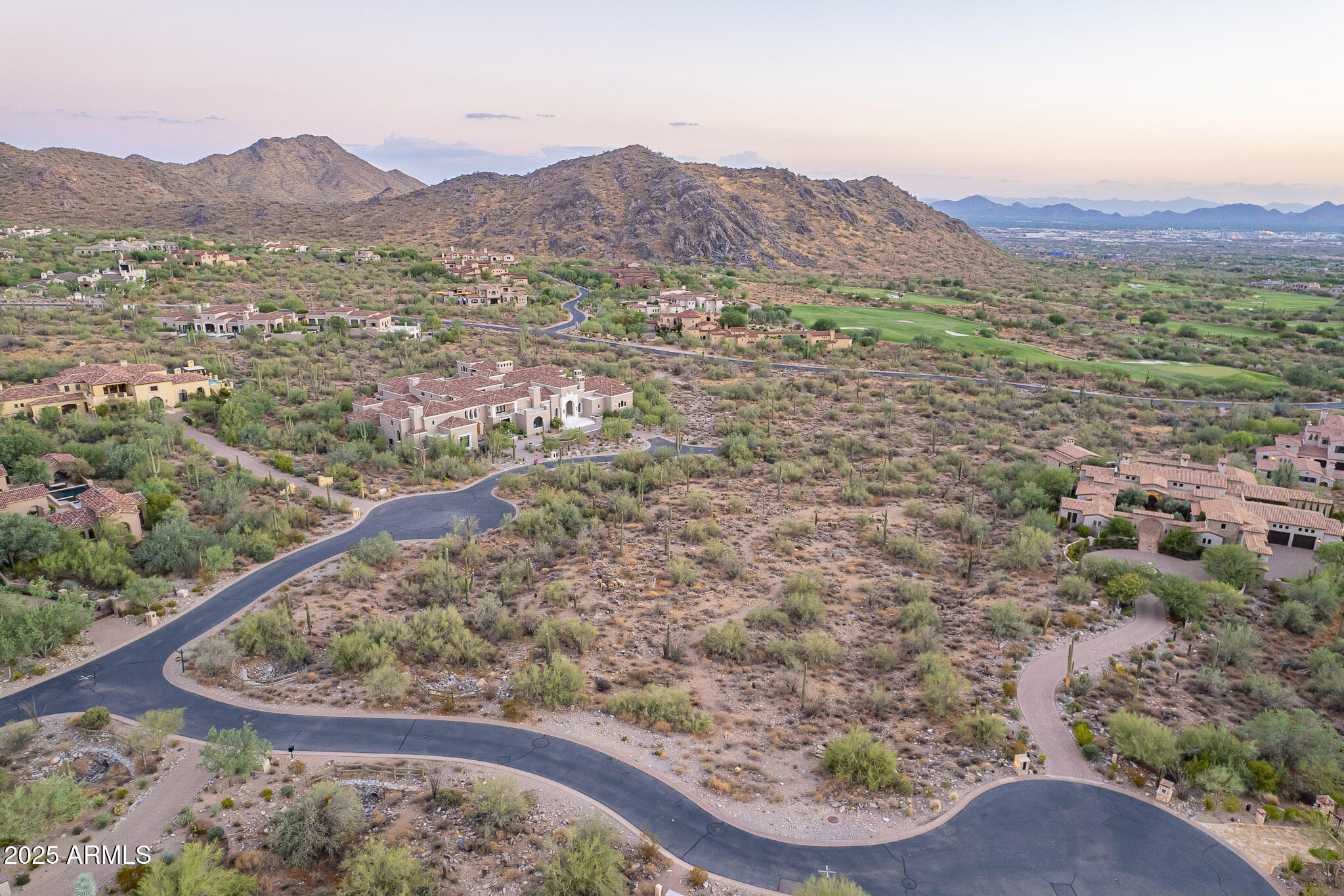 10795 E FEATHERSONG Lane, 1606