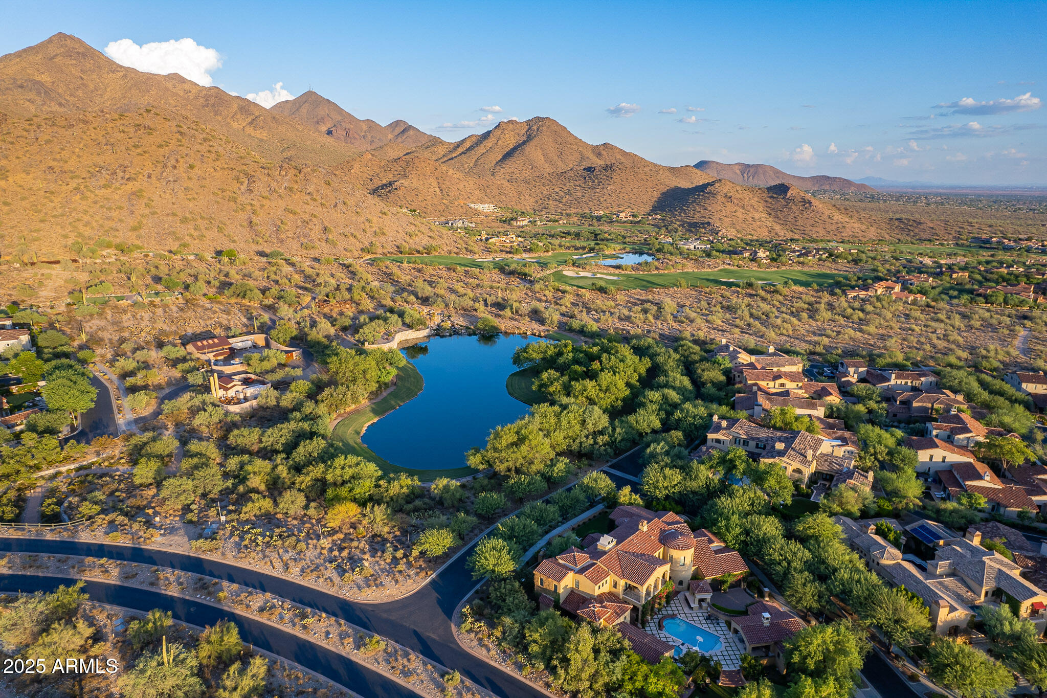 10795 E FEATHERSONG Lane, 1606
