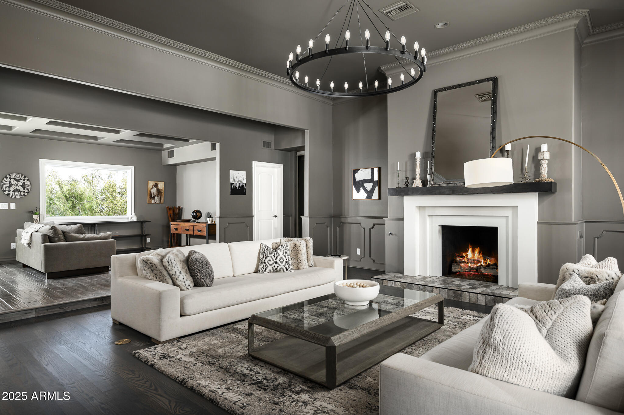 3977 E Paradise View Drive