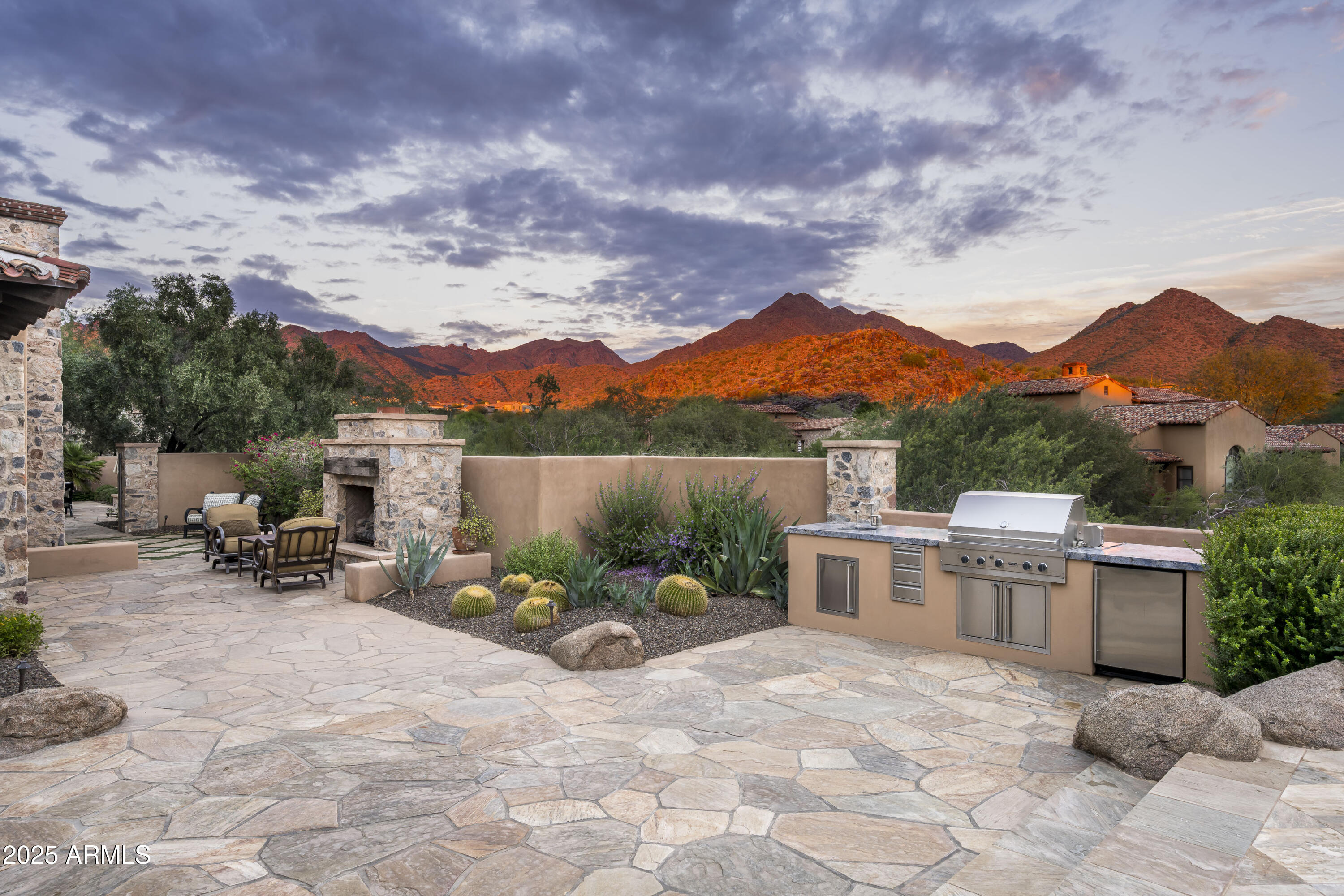 18754 N 101ST Place, 13, Scottsdale Unit: 13