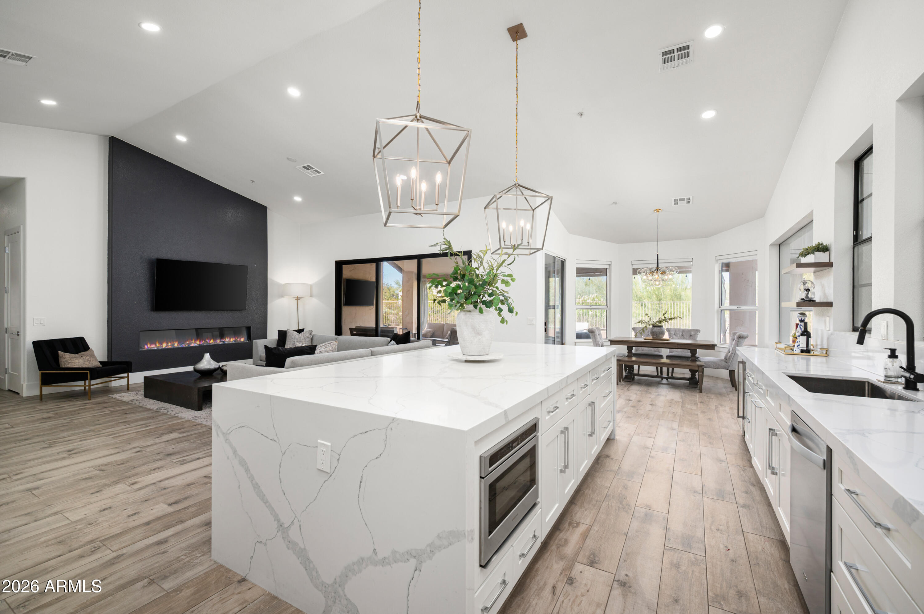 9160 E PALM TREE Drive