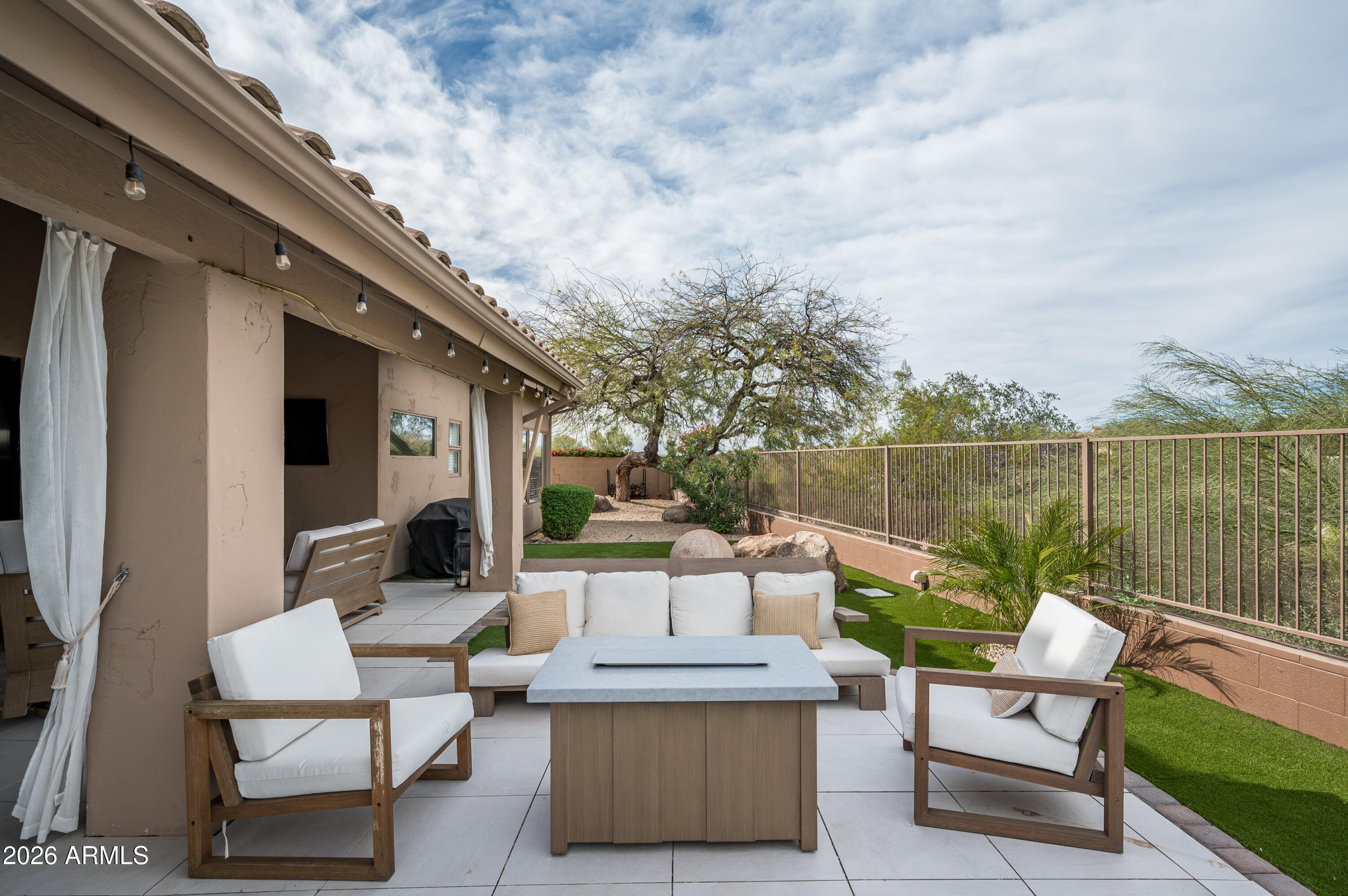 9160 E PALM TREE Drive