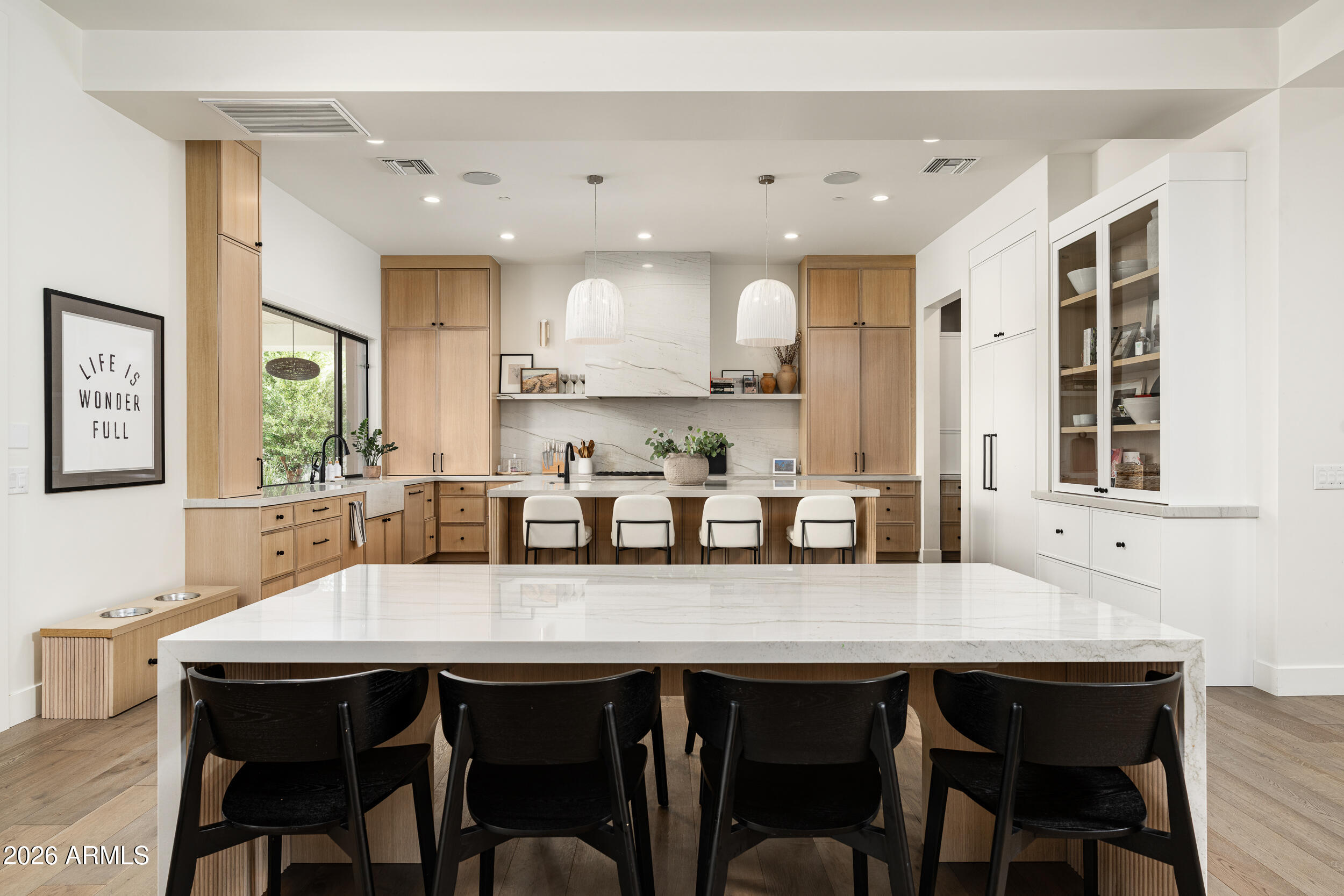 10620 E CHOLLA Street