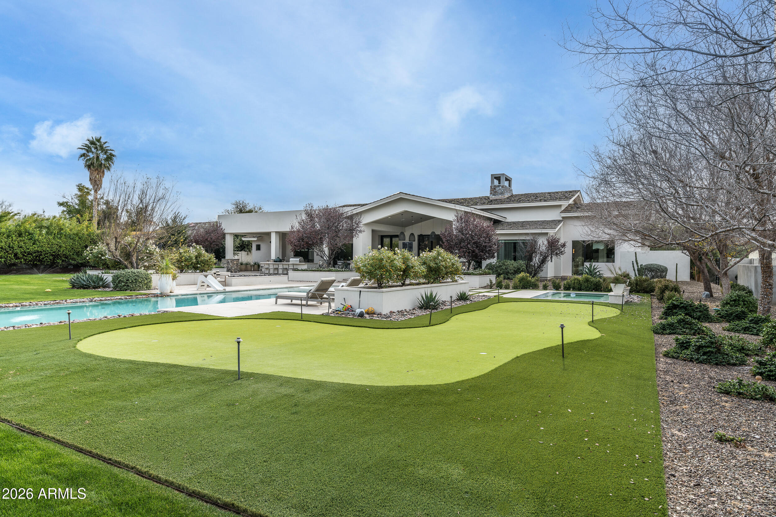 10620 E CHOLLA Street