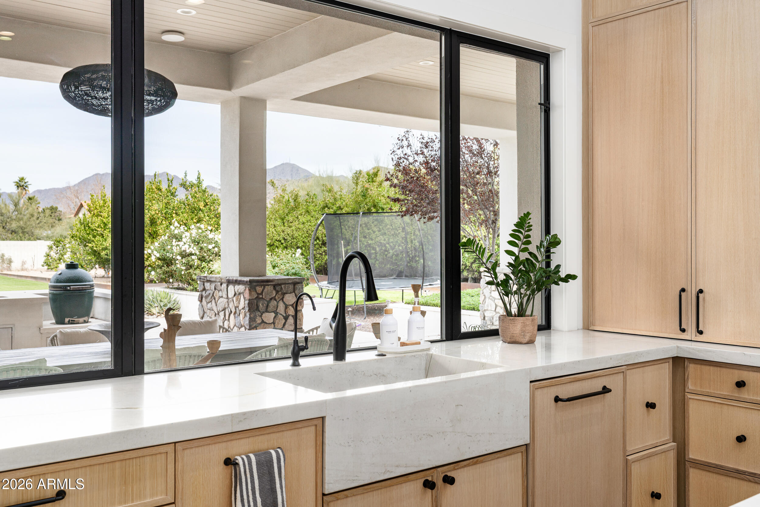 10620 E CHOLLA Street