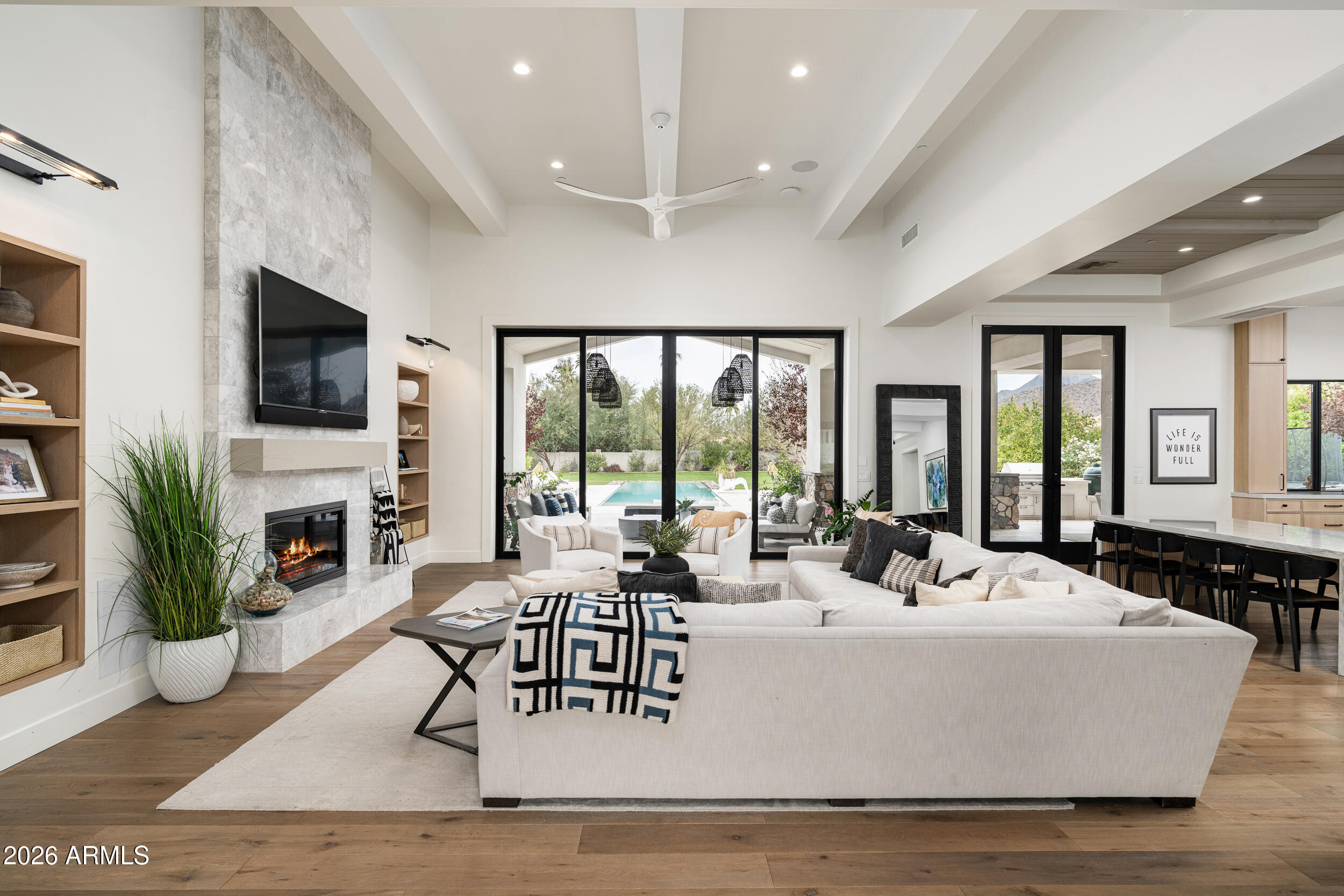 10620 E CHOLLA Street