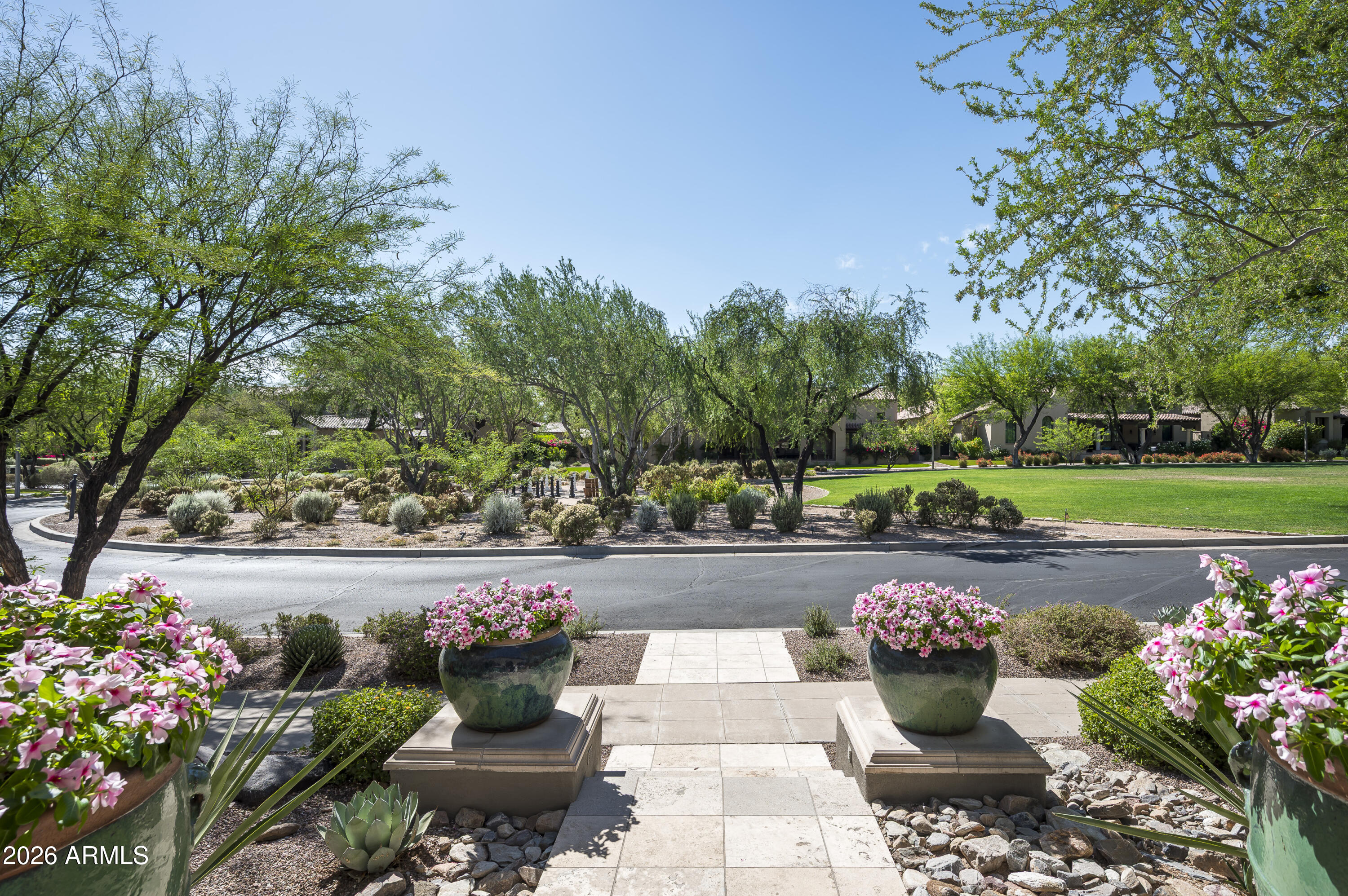 10202 E JOURNEY Lane