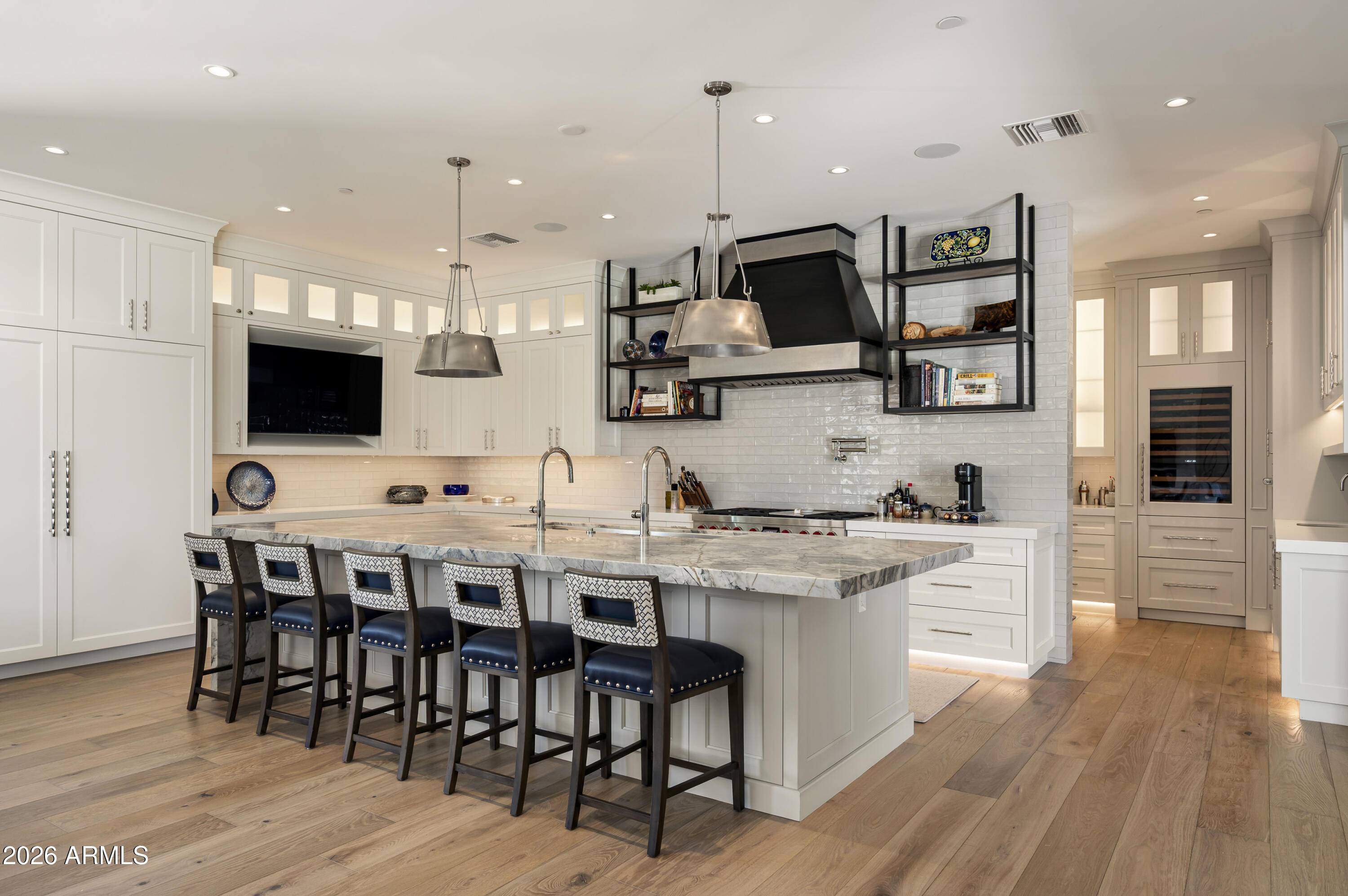 10040 E HAPPY VALLEY Road 349