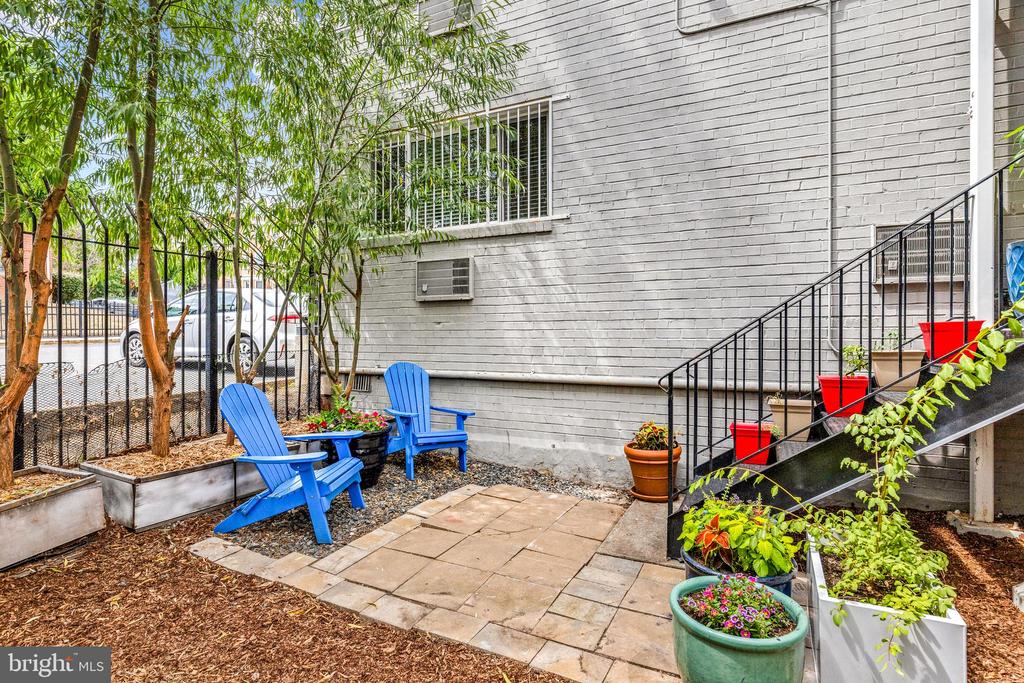 1420 CLIFTON STREET NW 108